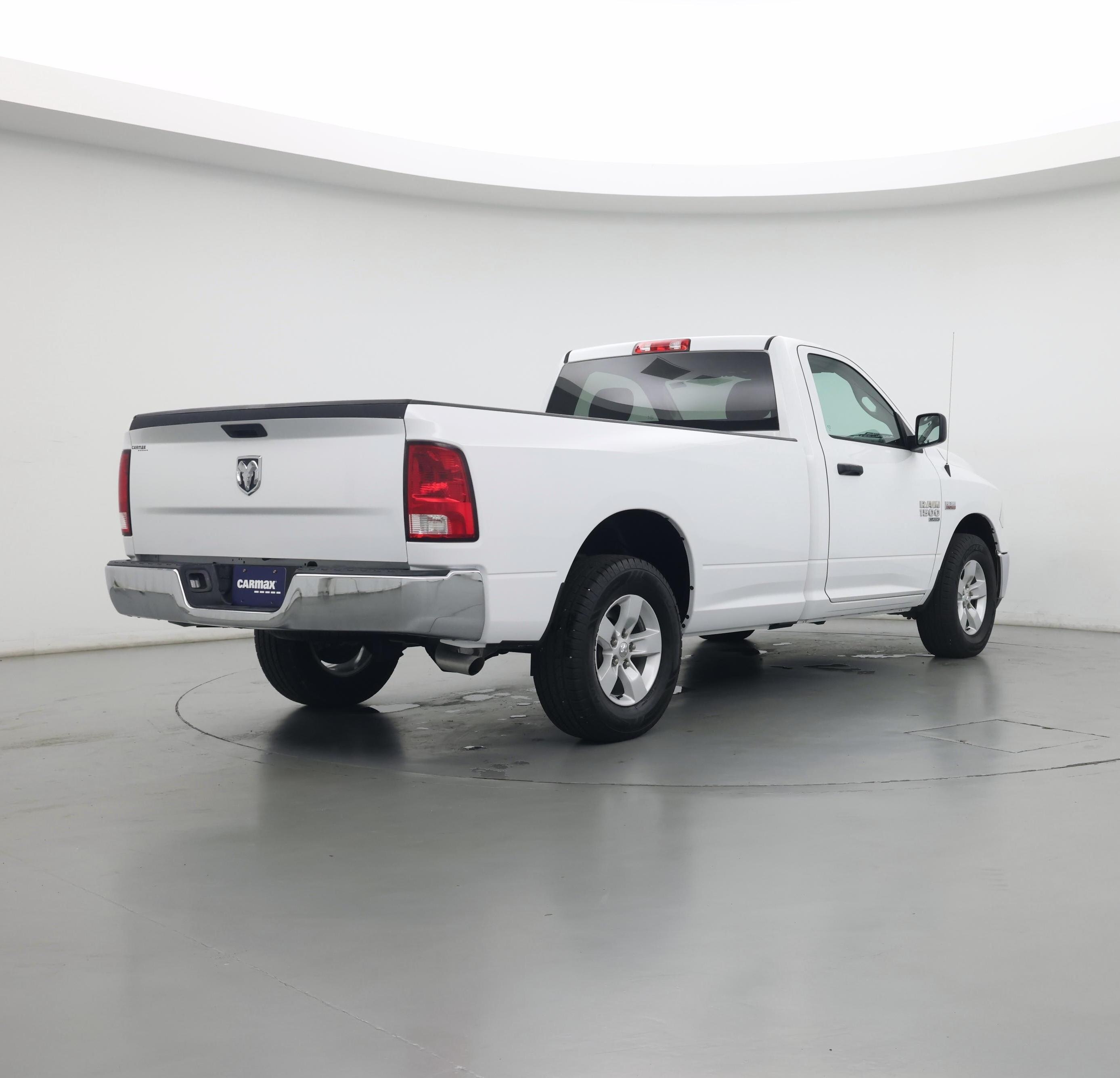 Thumbnail: 2020 RAM 1500 Classic - 8