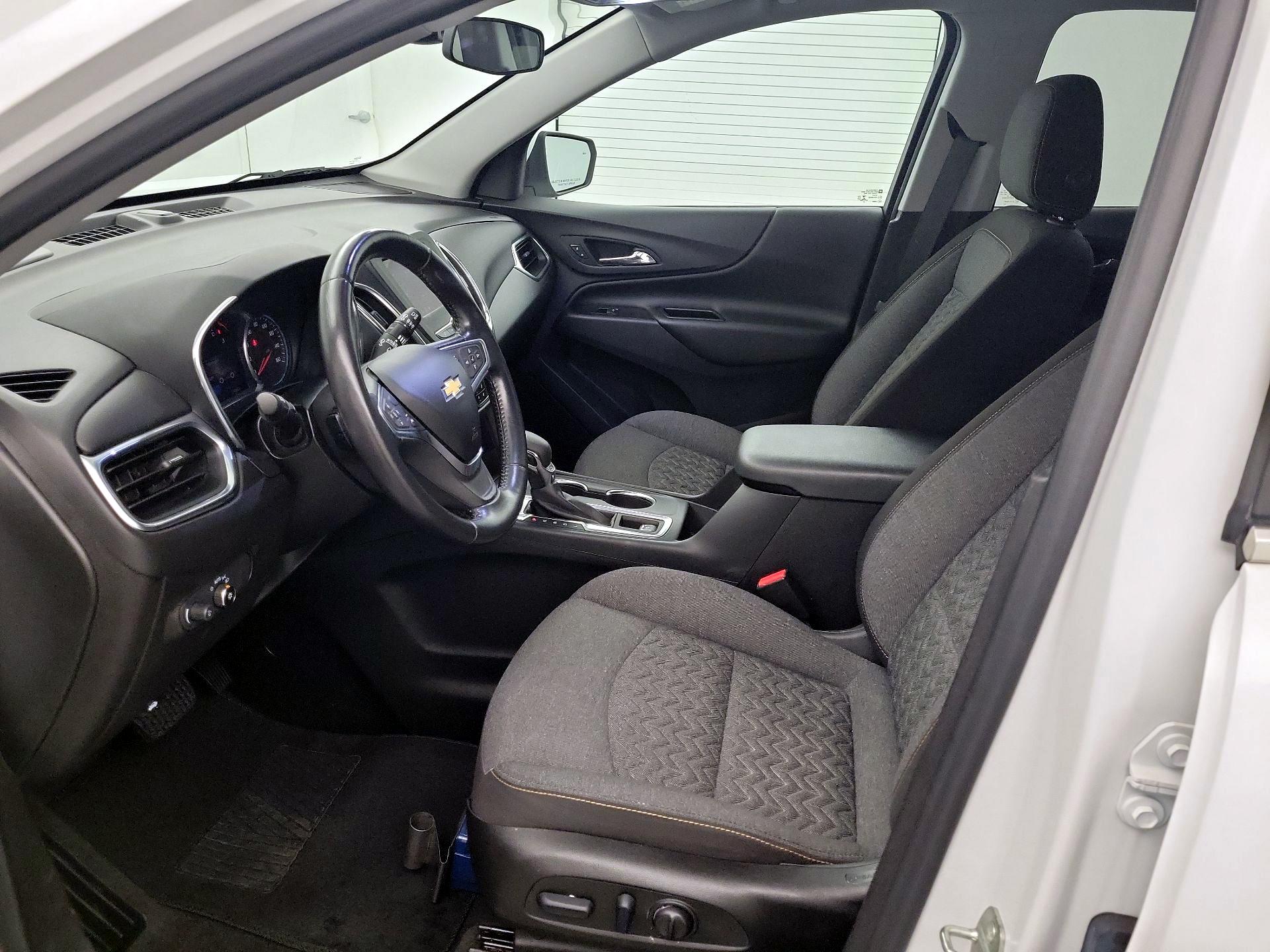 Thumbnail: 2022 Chevrolet Equinox - 11