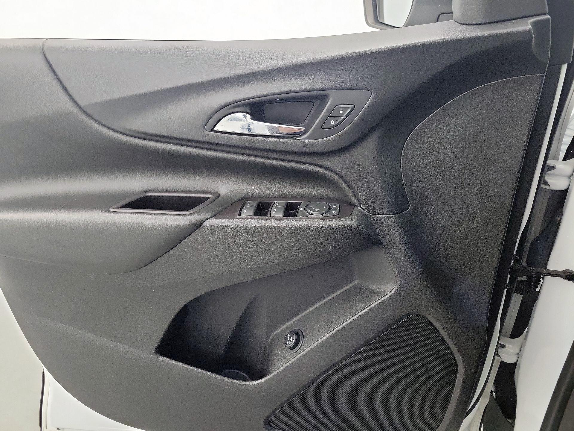 Thumbnail: 2022 Chevrolet Equinox - 12