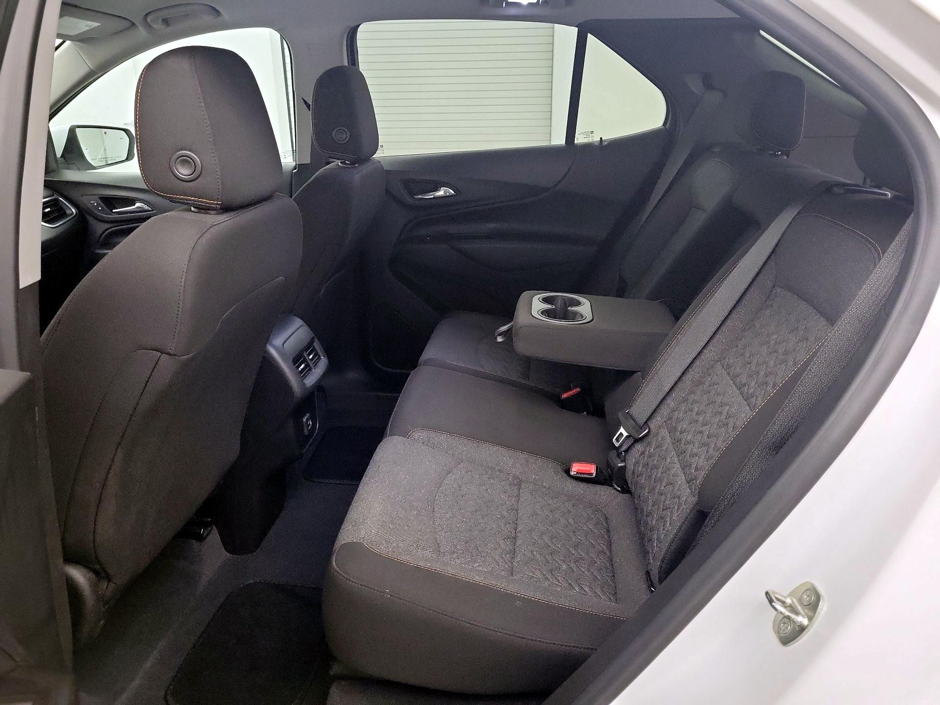 Thumbnail: 2022 Chevrolet Equinox - 18