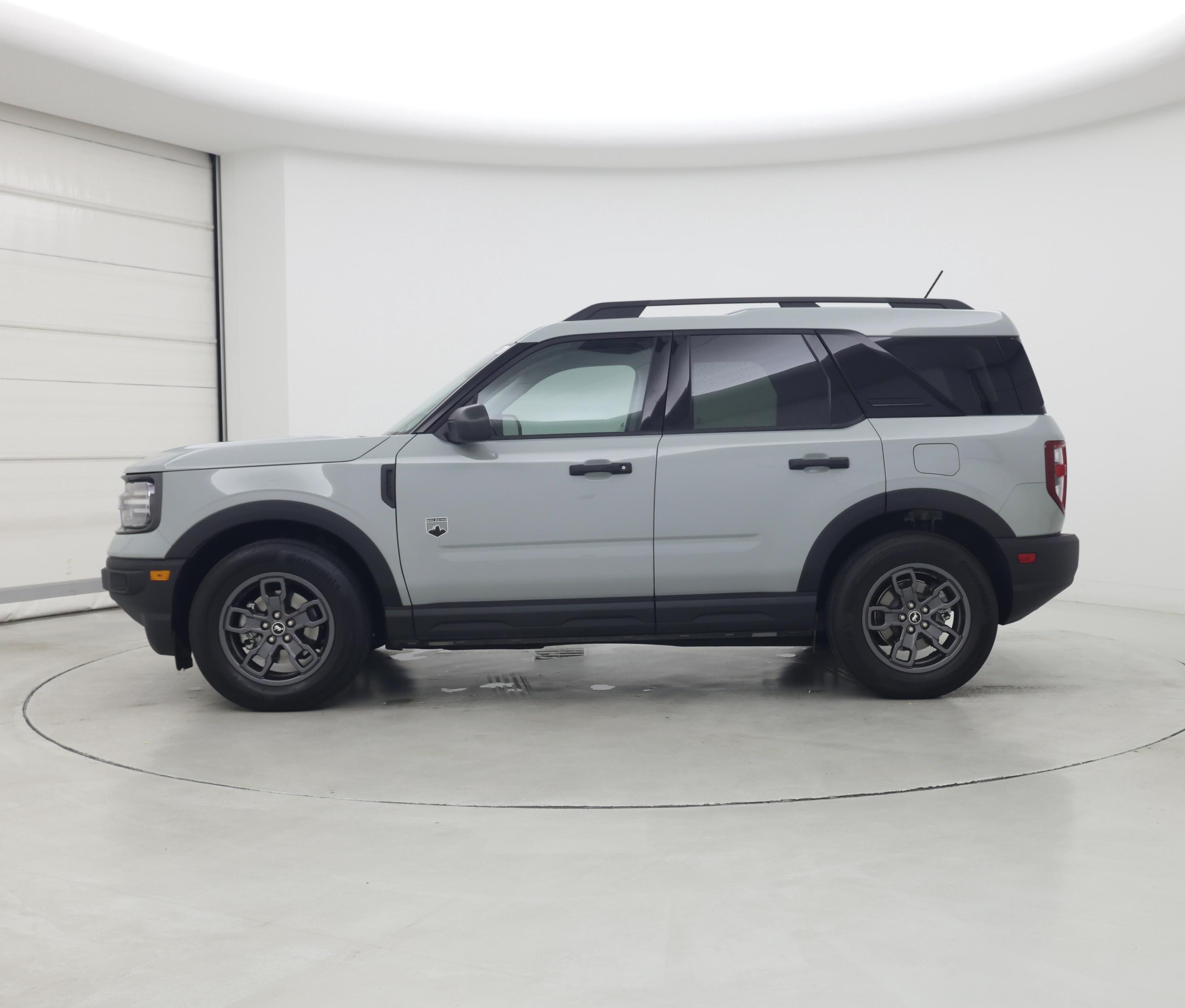 Thumbnail: 2021 Ford Bronco Sport - 3