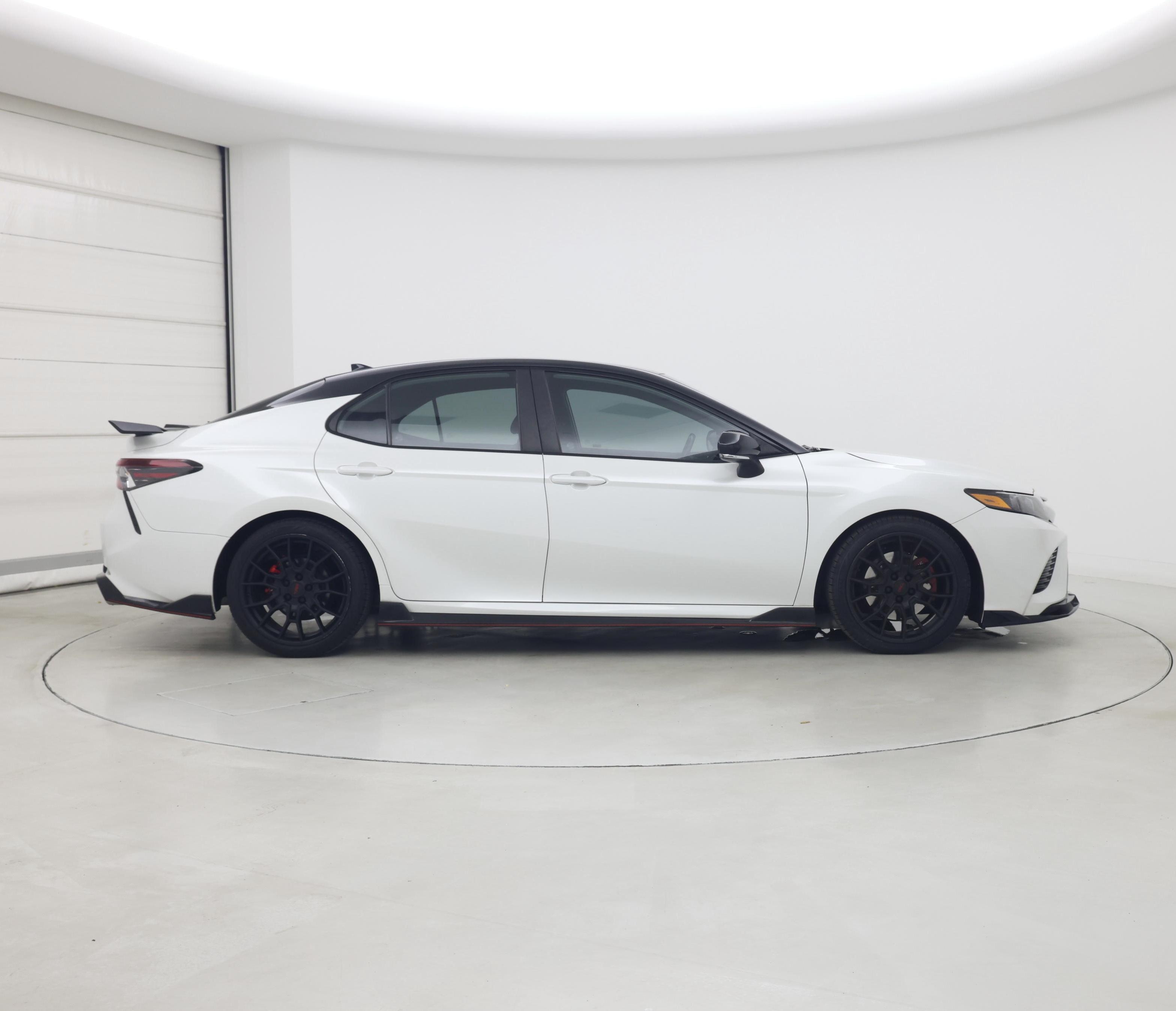 Thumbnail: 2021 Toyota Camry - 7