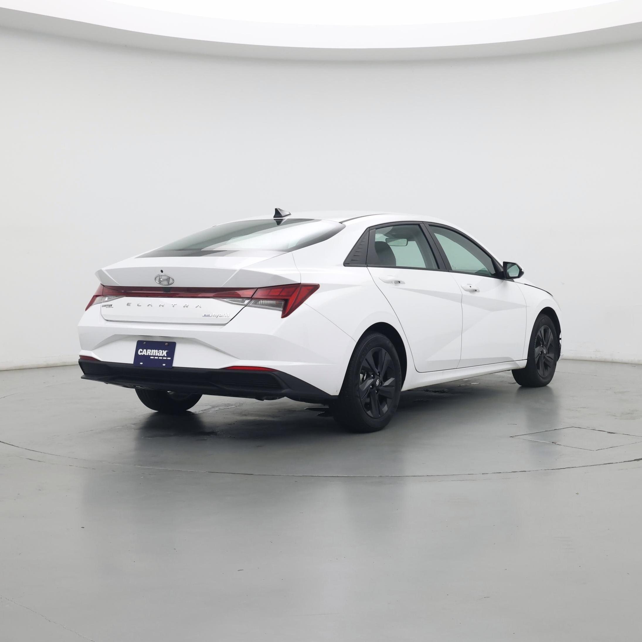 Thumbnail: 2023 Hyundai Elantra - 6