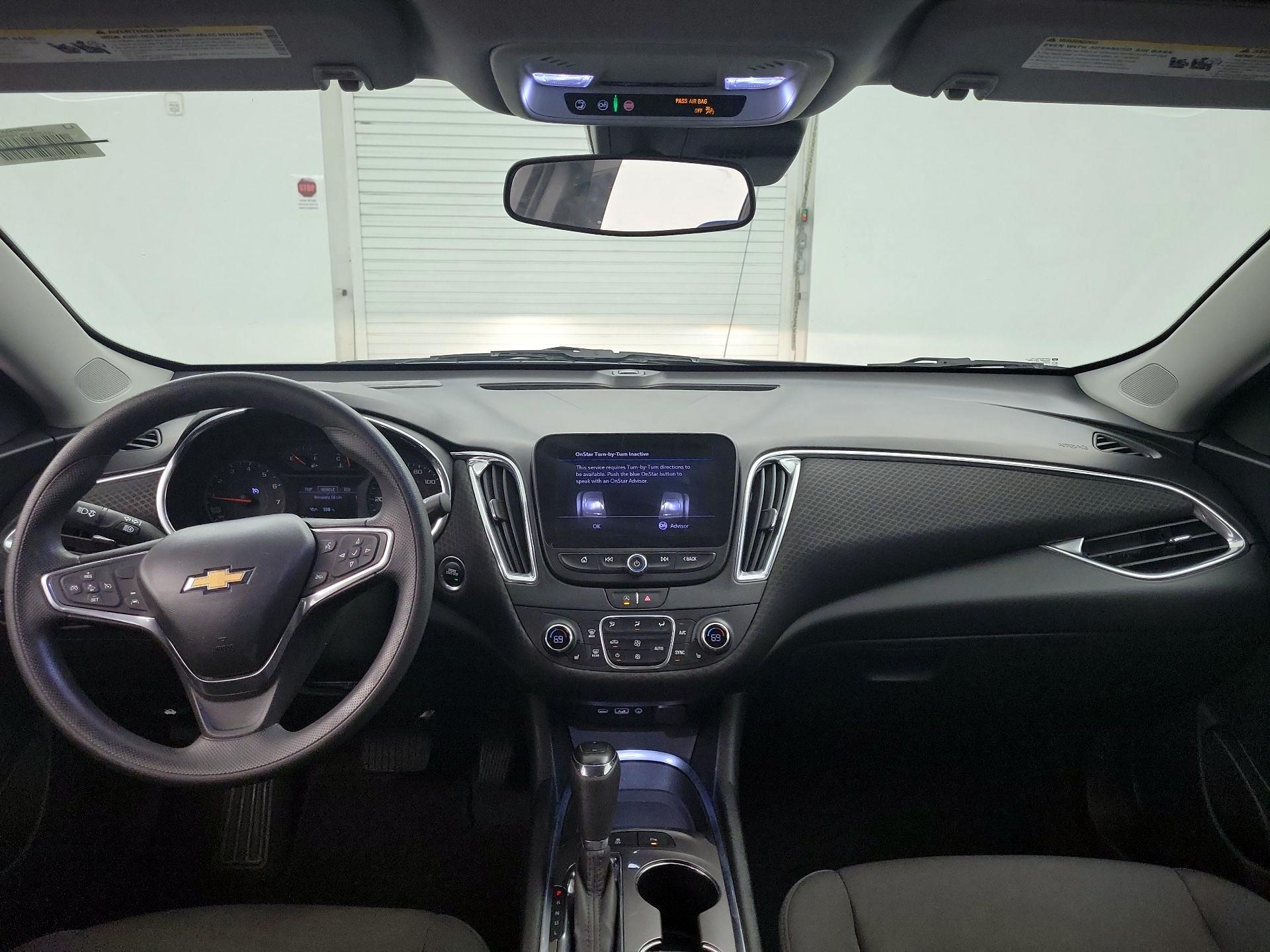 Thumbnail: 2020 Chevrolet Malibu - 9