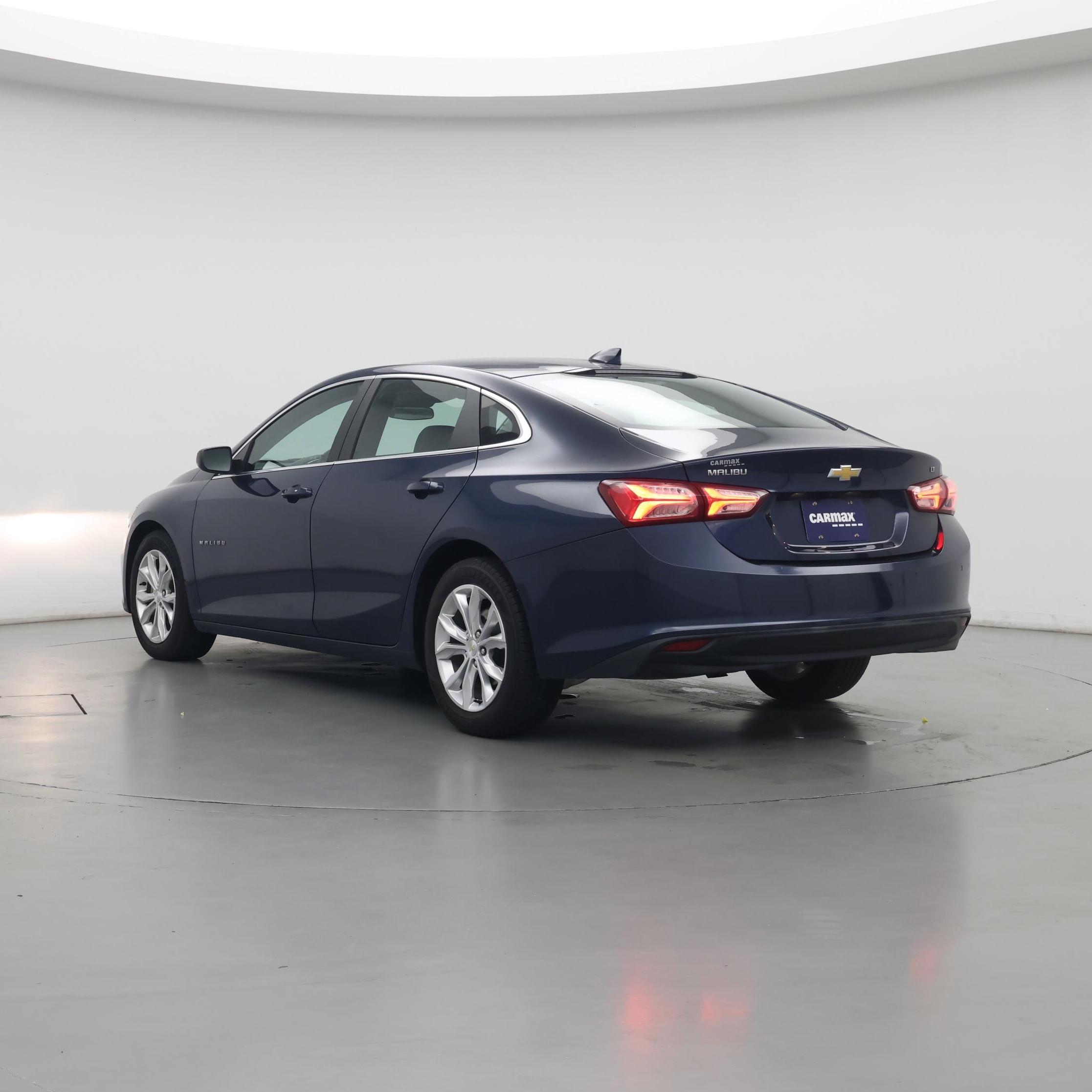 Thumbnail: 2020 Chevrolet Malibu - 2