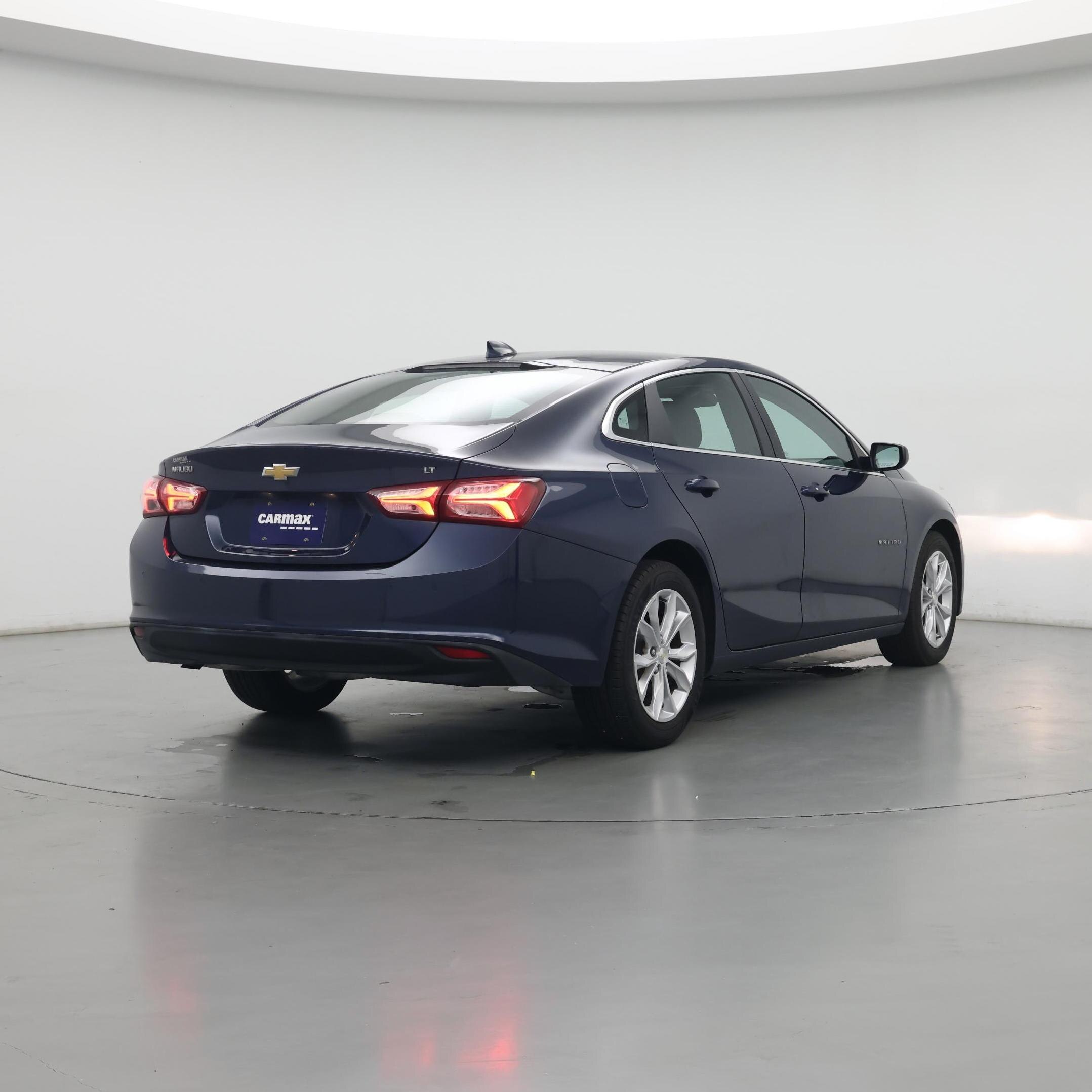 Thumbnail: 2020 Chevrolet Malibu - 8