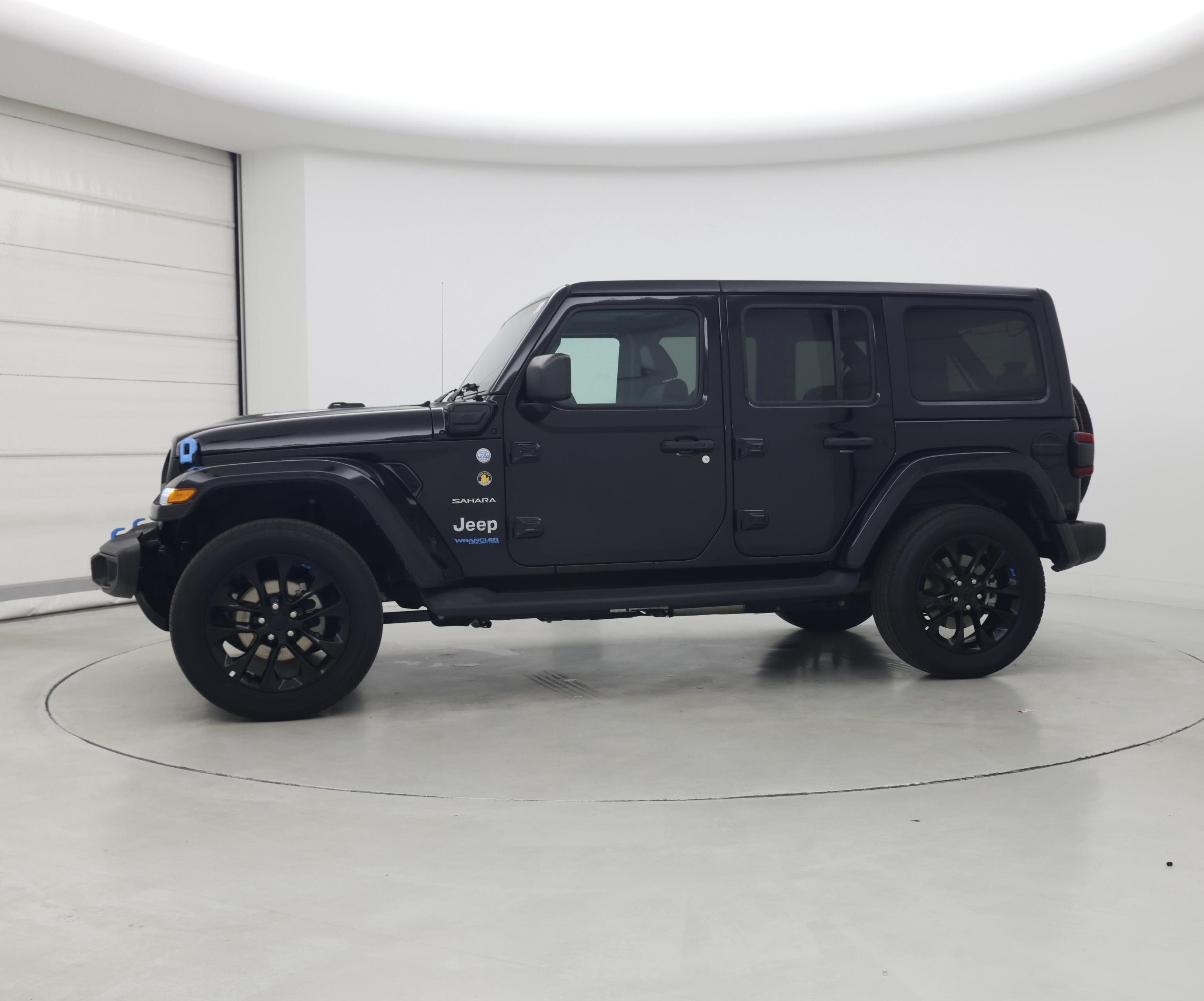 Thumbnail: 2022 Jeep Wrangler - 3