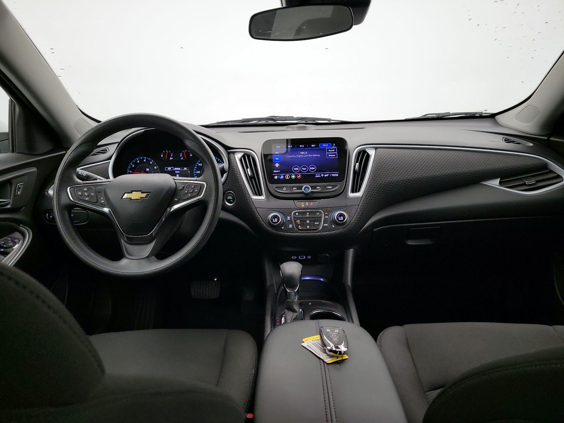 Thumbnail: 2023 Chevrolet Malibu - 10