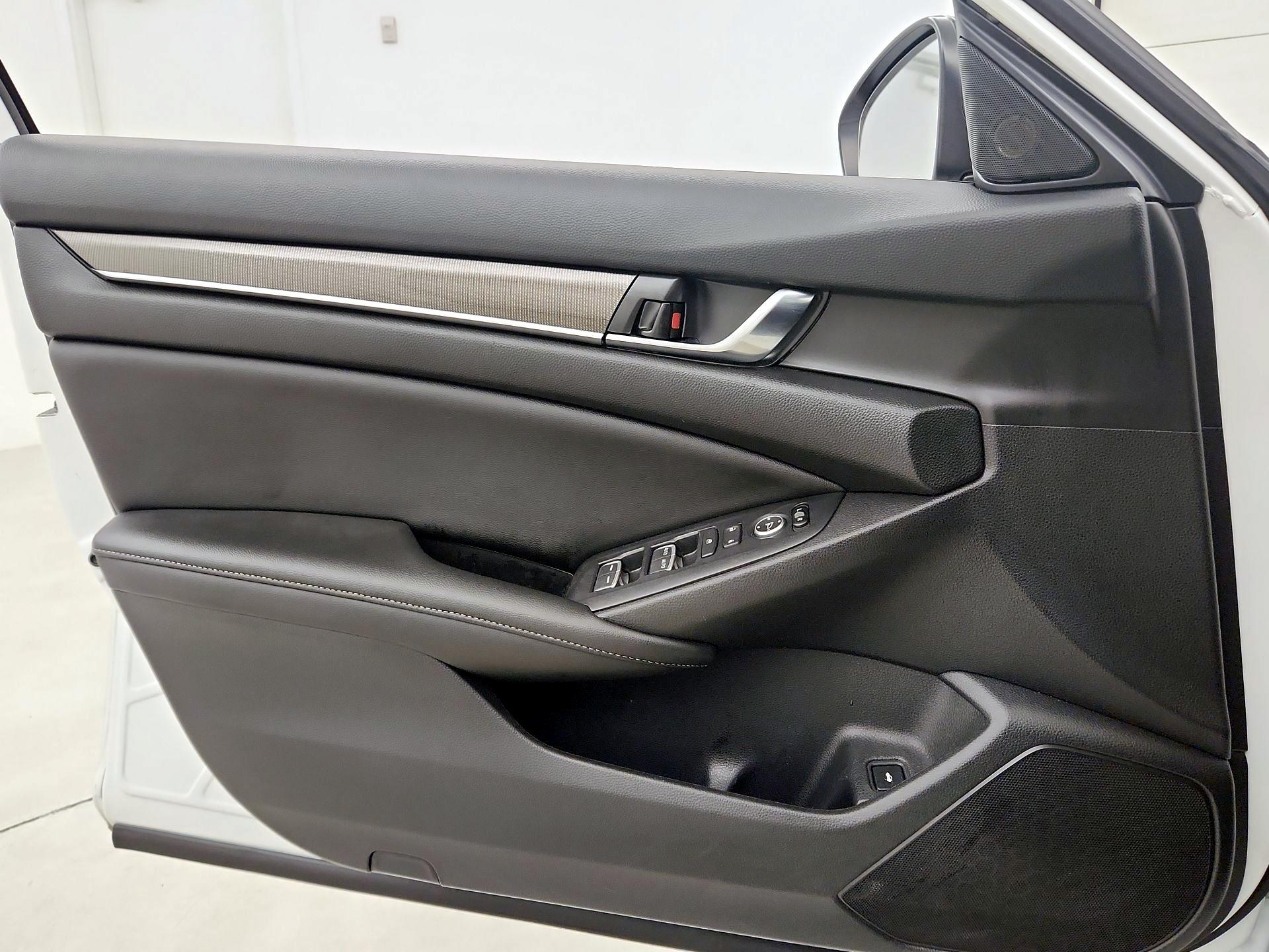 Thumbnail: 2021 Honda Accord - 12