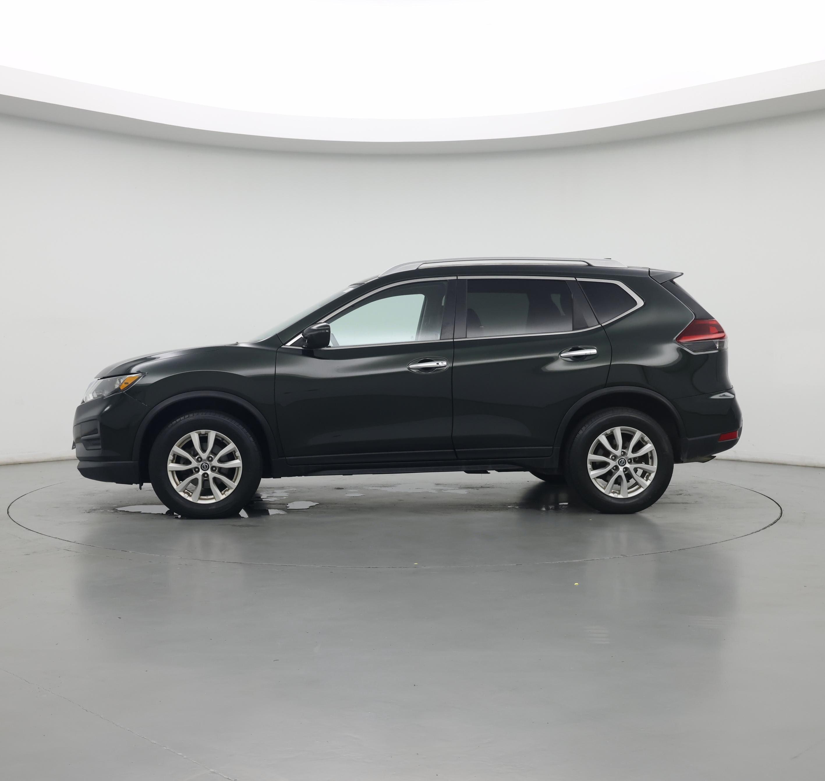 Thumbnail: 2020 Nissan Rogue - 3