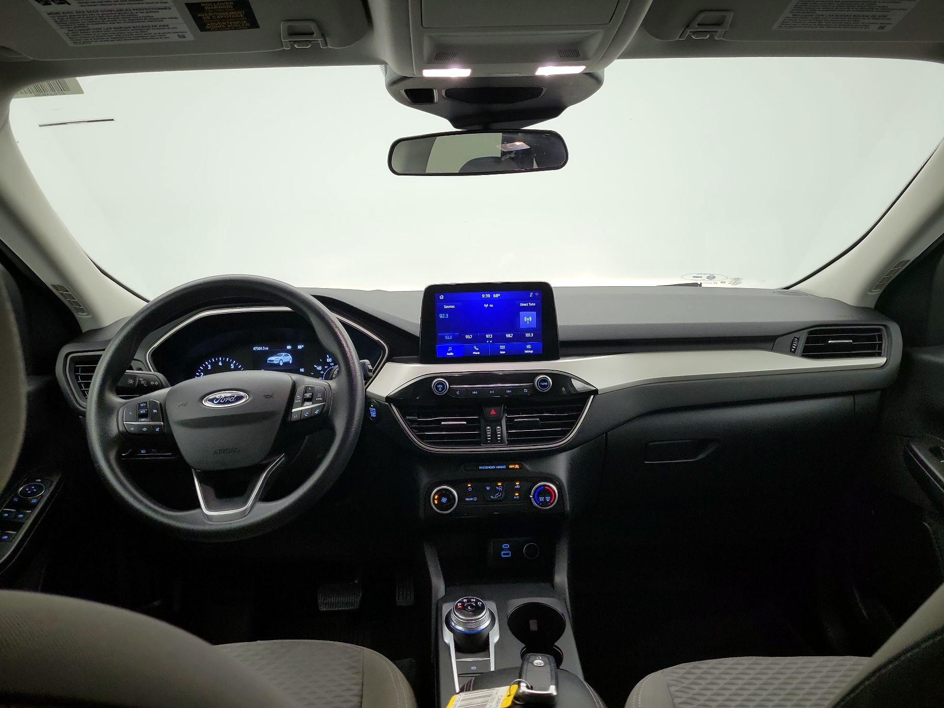 Thumbnail: 2021 Ford Escape - 9