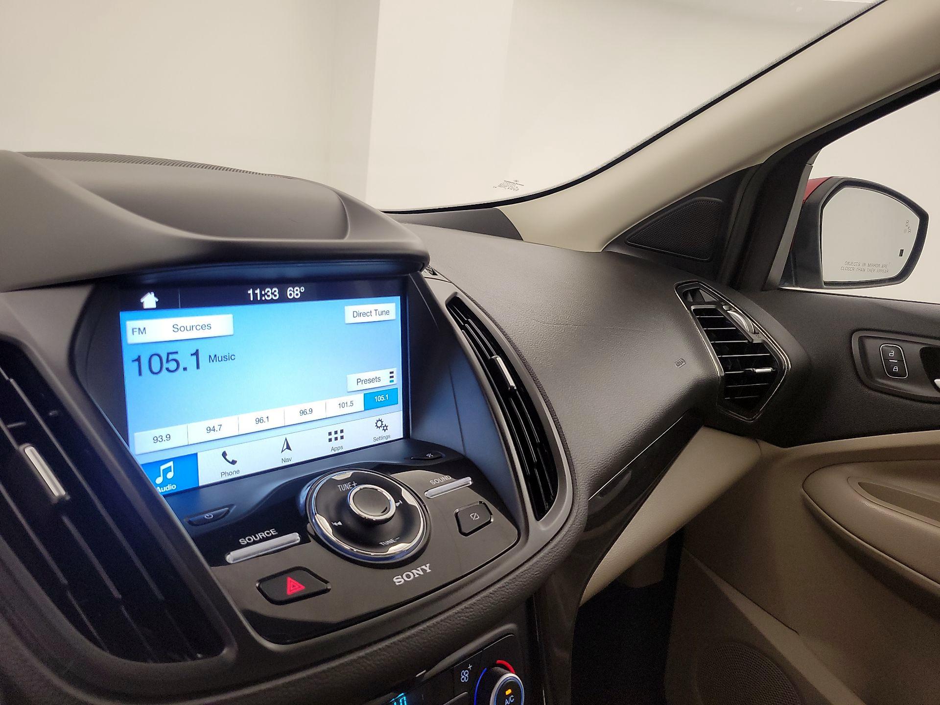 Thumbnail: 2019 Ford Escape - 16
