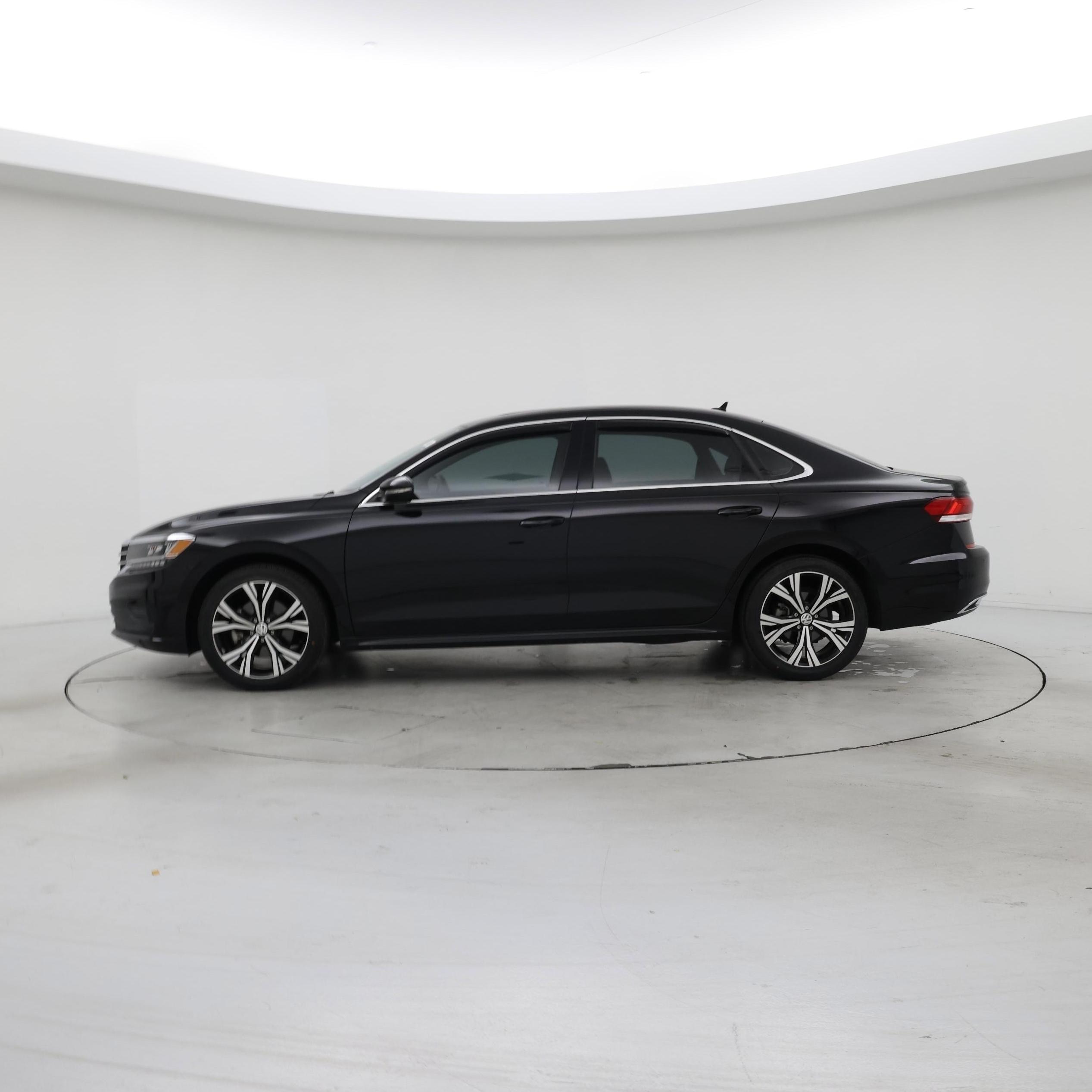 Thumbnail: 2020 Volkswagen Passat - 3