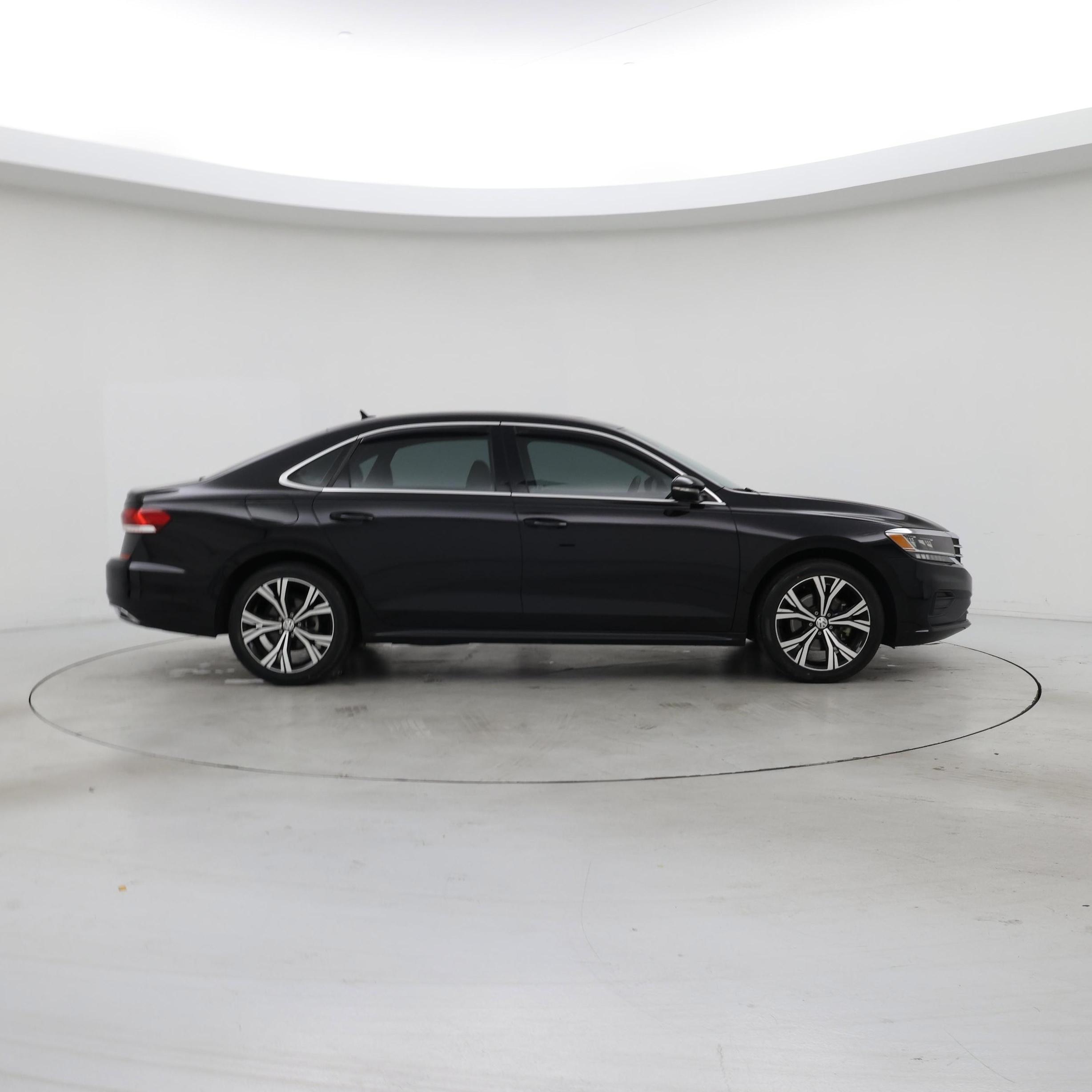 Thumbnail: 2020 Volkswagen Passat - 7