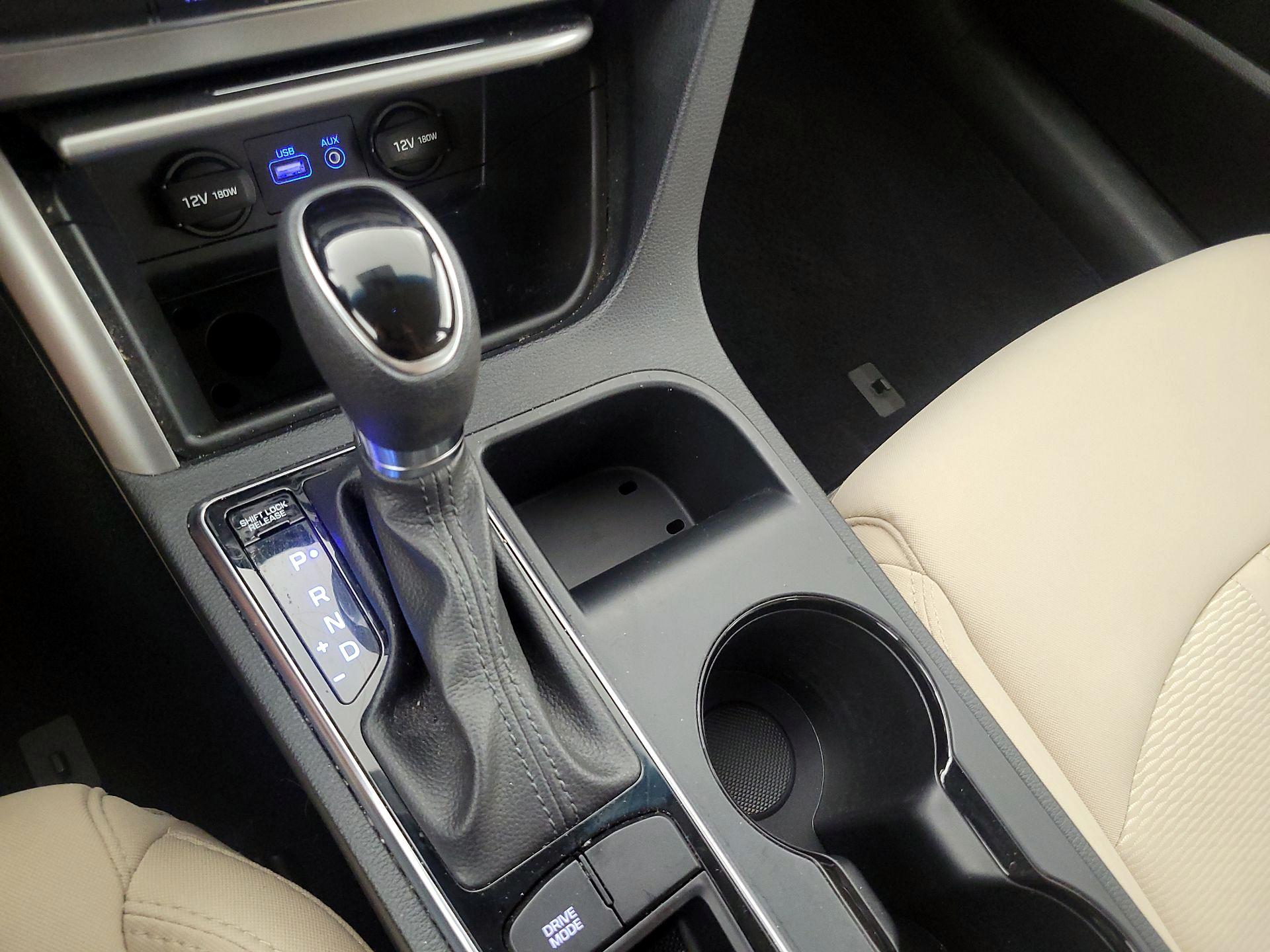 Thumbnail: 2017 Hyundai Sonata - 17