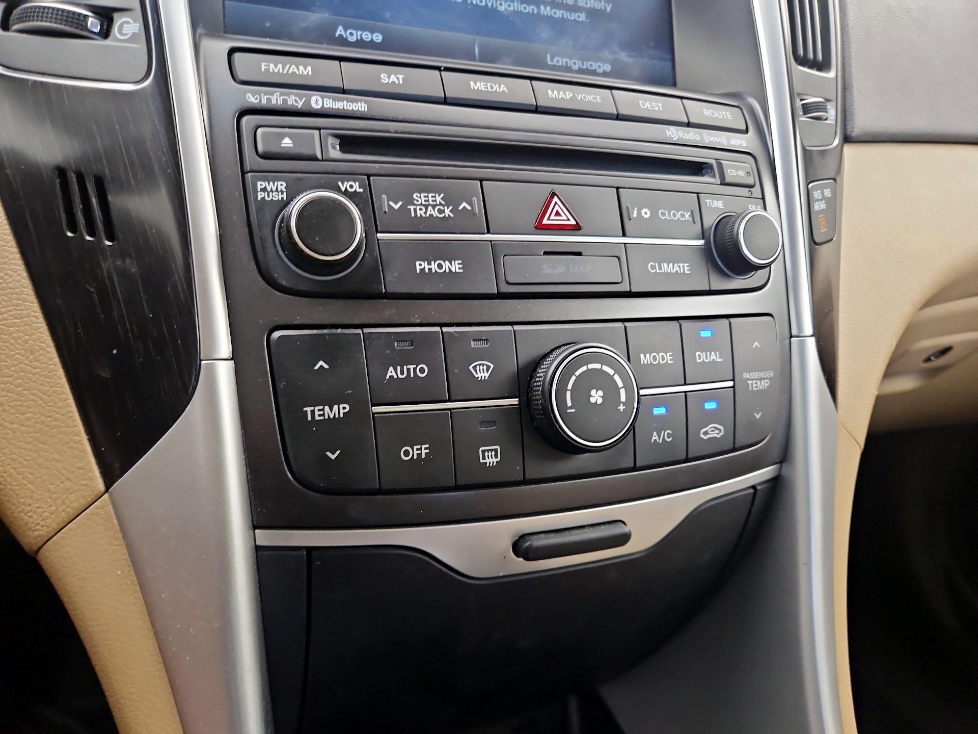 Thumbnail: 2014 Hyundai Sonata - 17