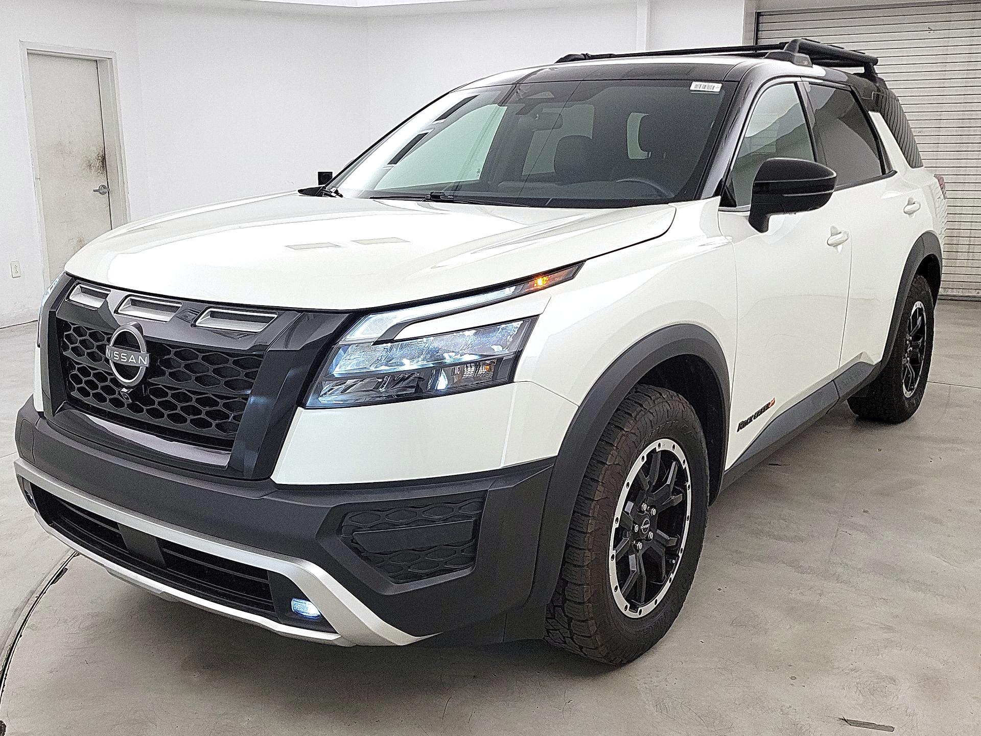 Thumbnail: 2023 Nissan Pathfinder - 1