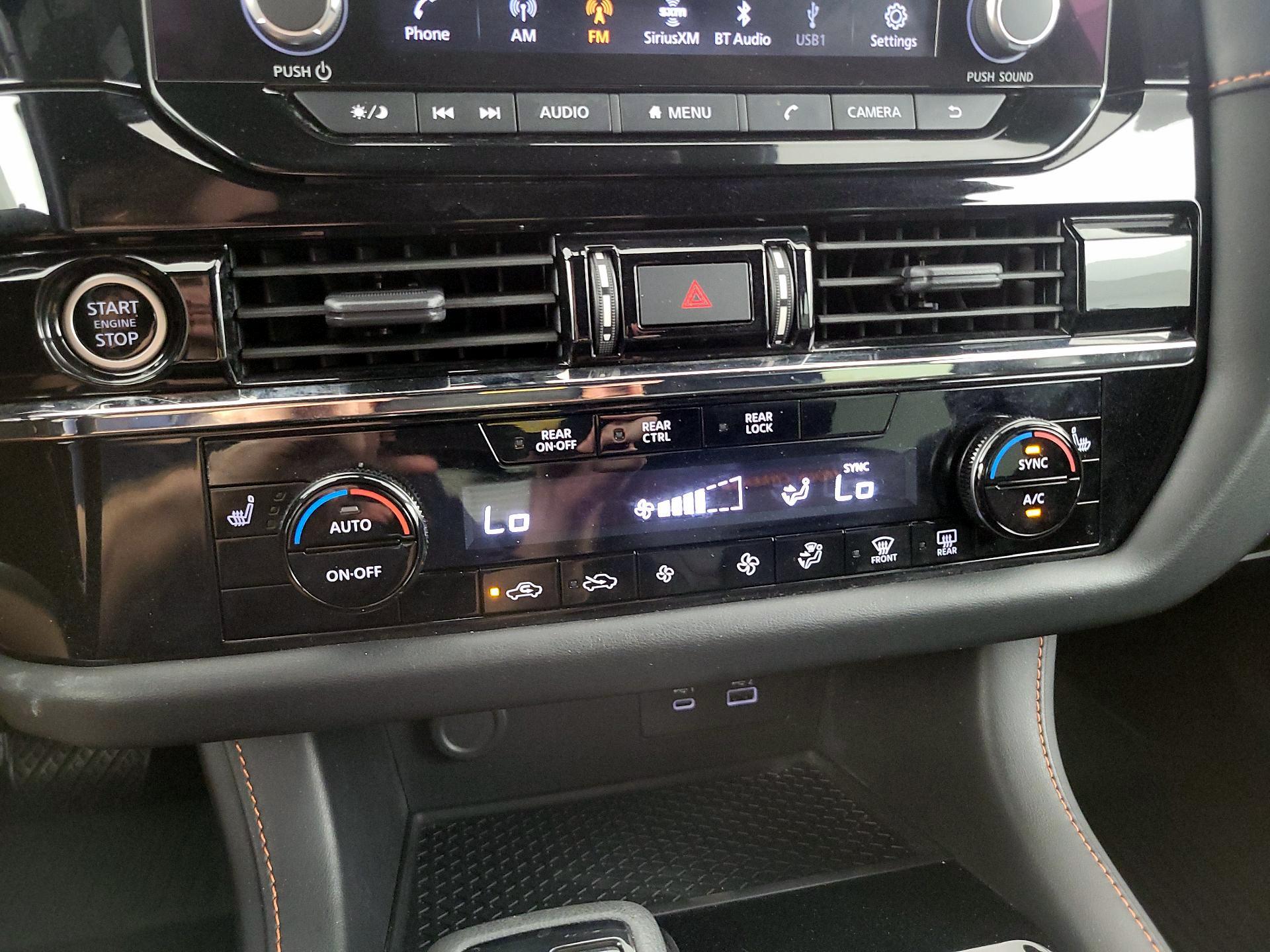 Thumbnail: 2023 Nissan Pathfinder - 14