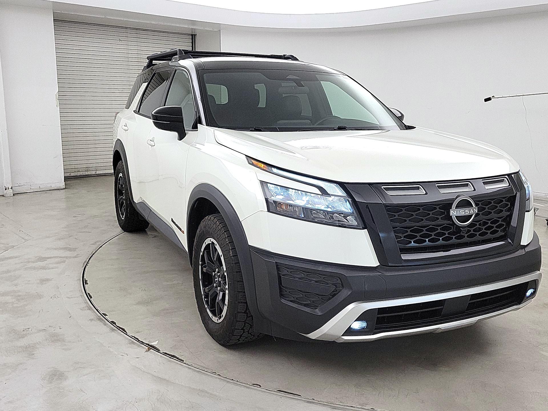 Thumbnail: 2023 Nissan Pathfinder - 3