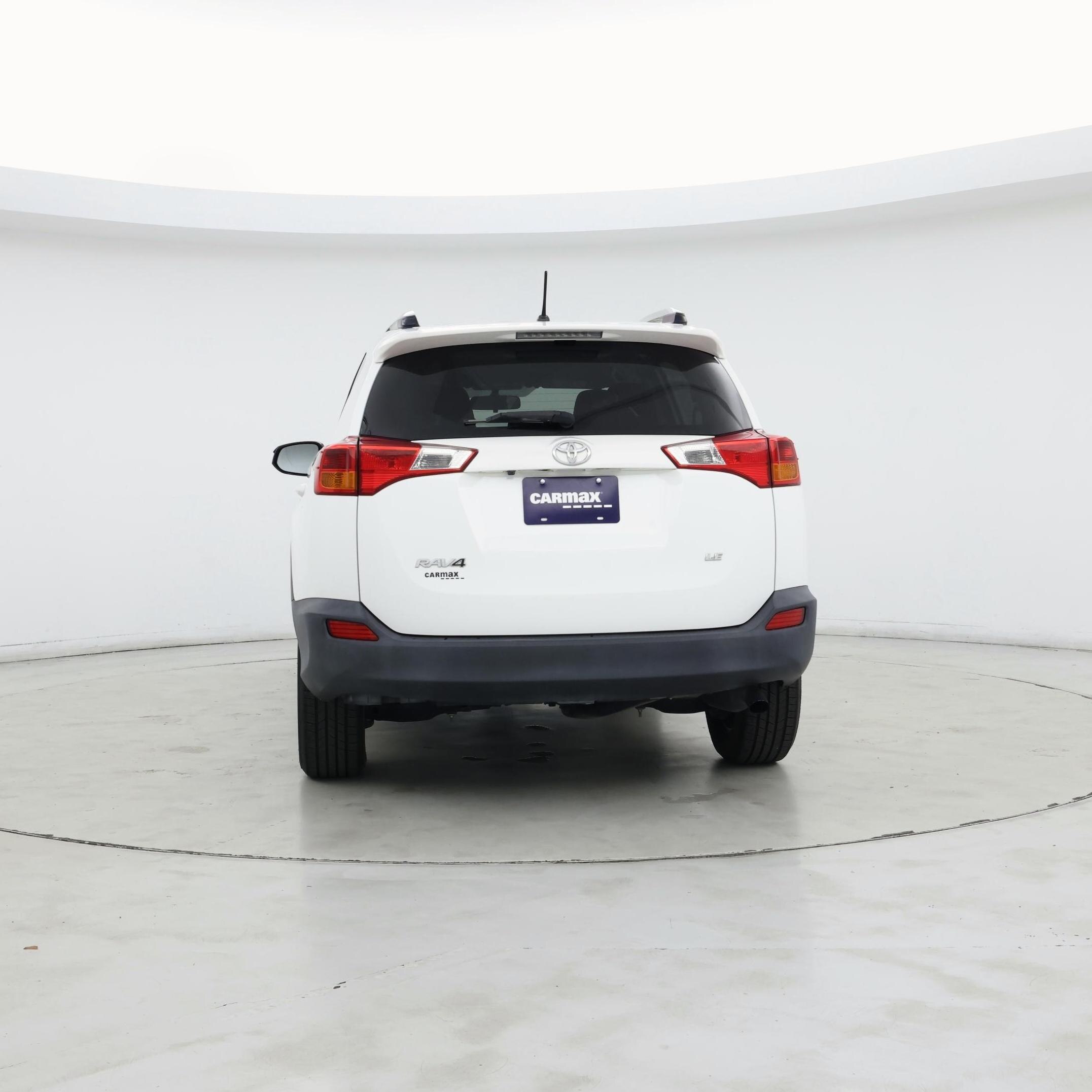 Thumbnail: 2015 Toyota RAV4 - 6