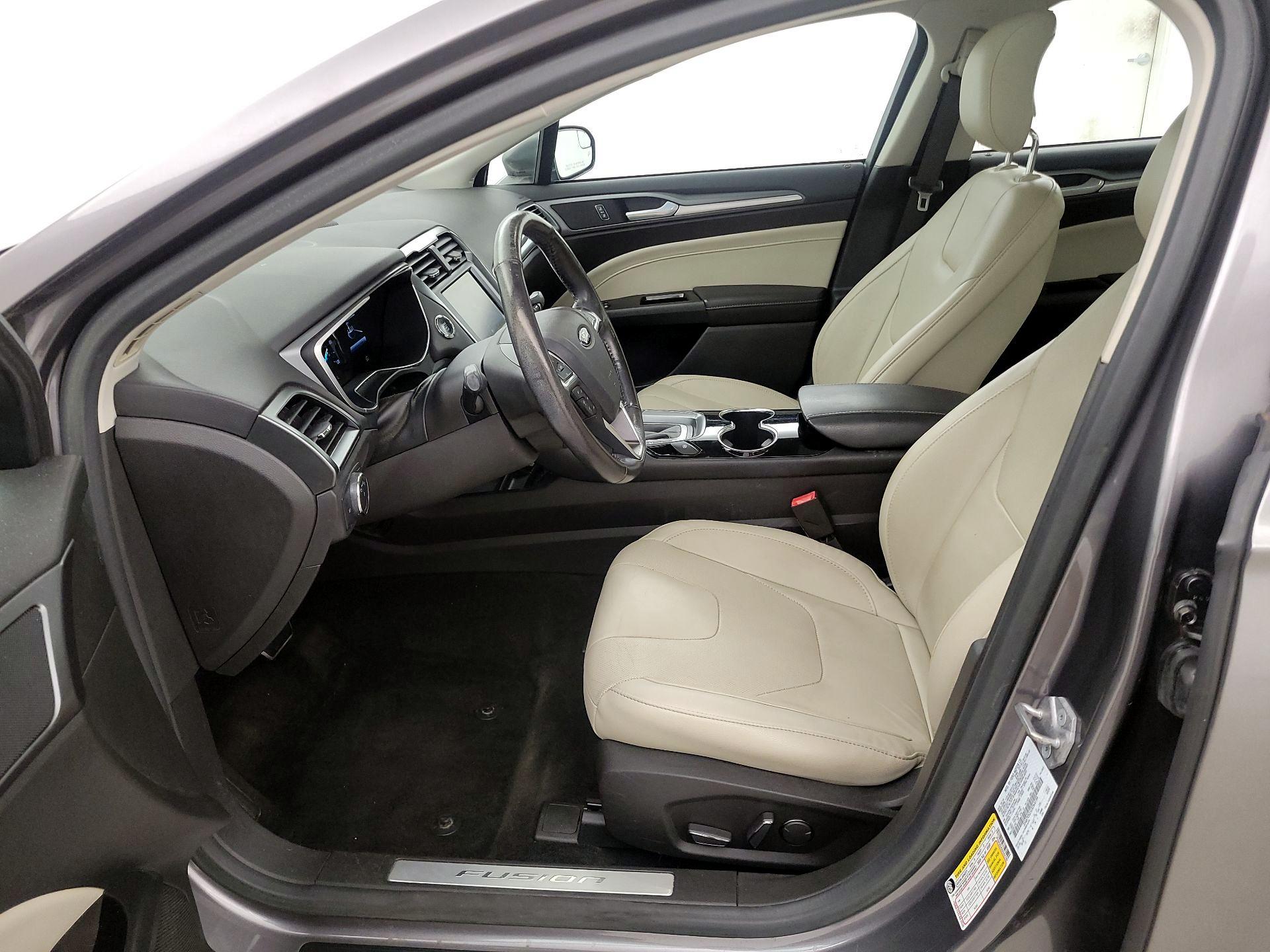Thumbnail: 2014 Ford Fusion - 11