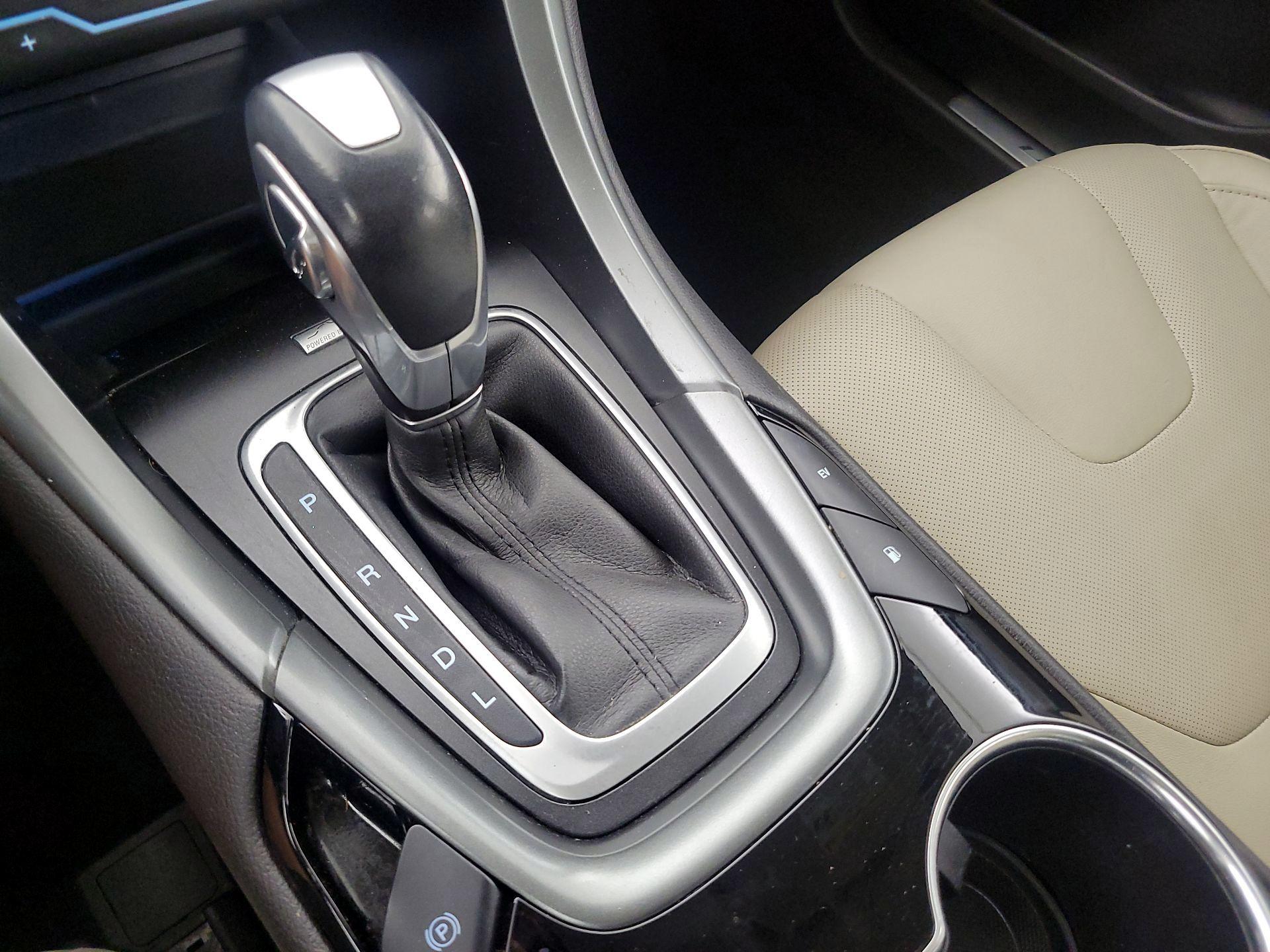 Thumbnail: 2014 Ford Fusion - 18