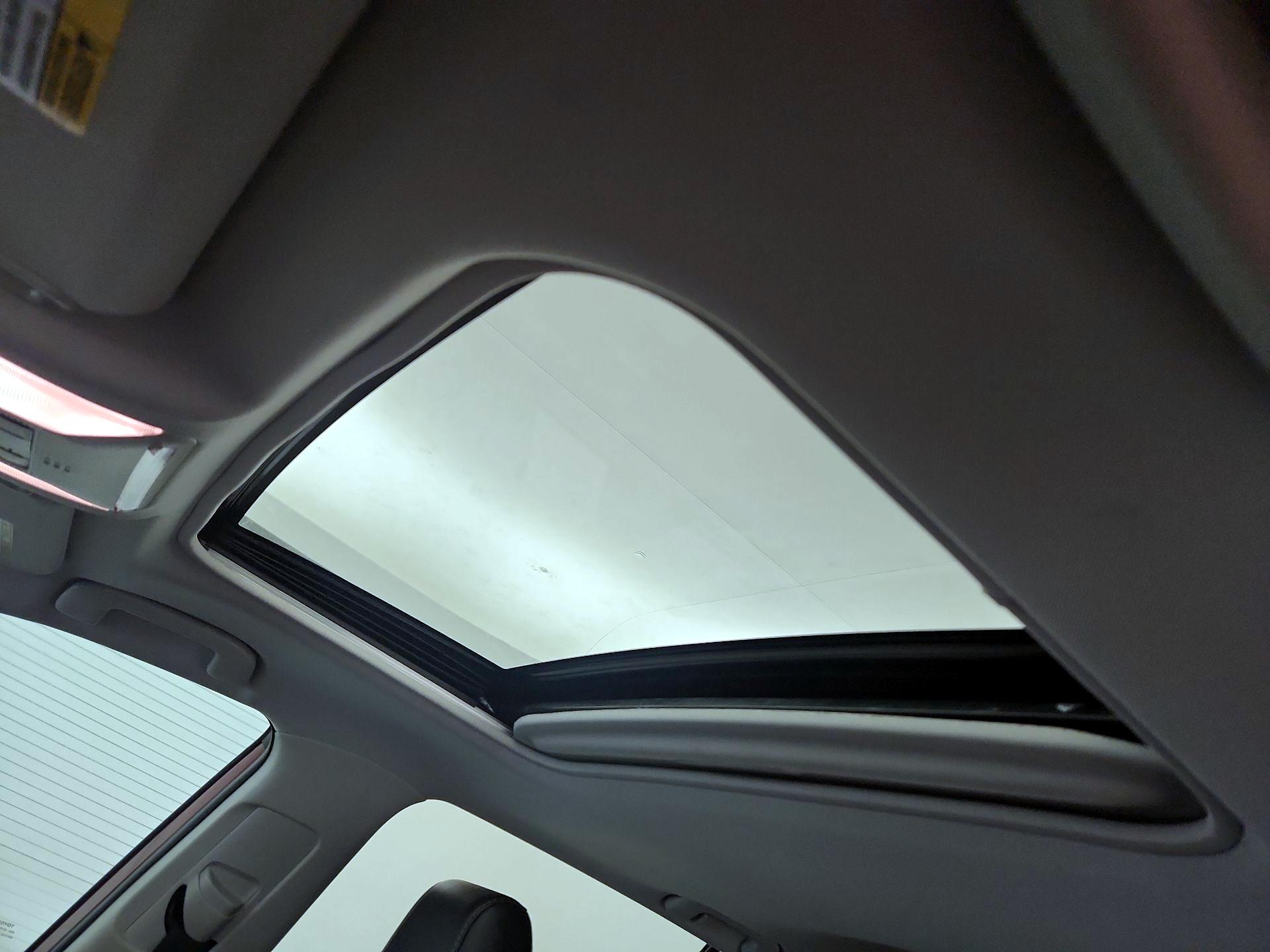 Thumbnail: 2020 Toyota RAV4 - 20