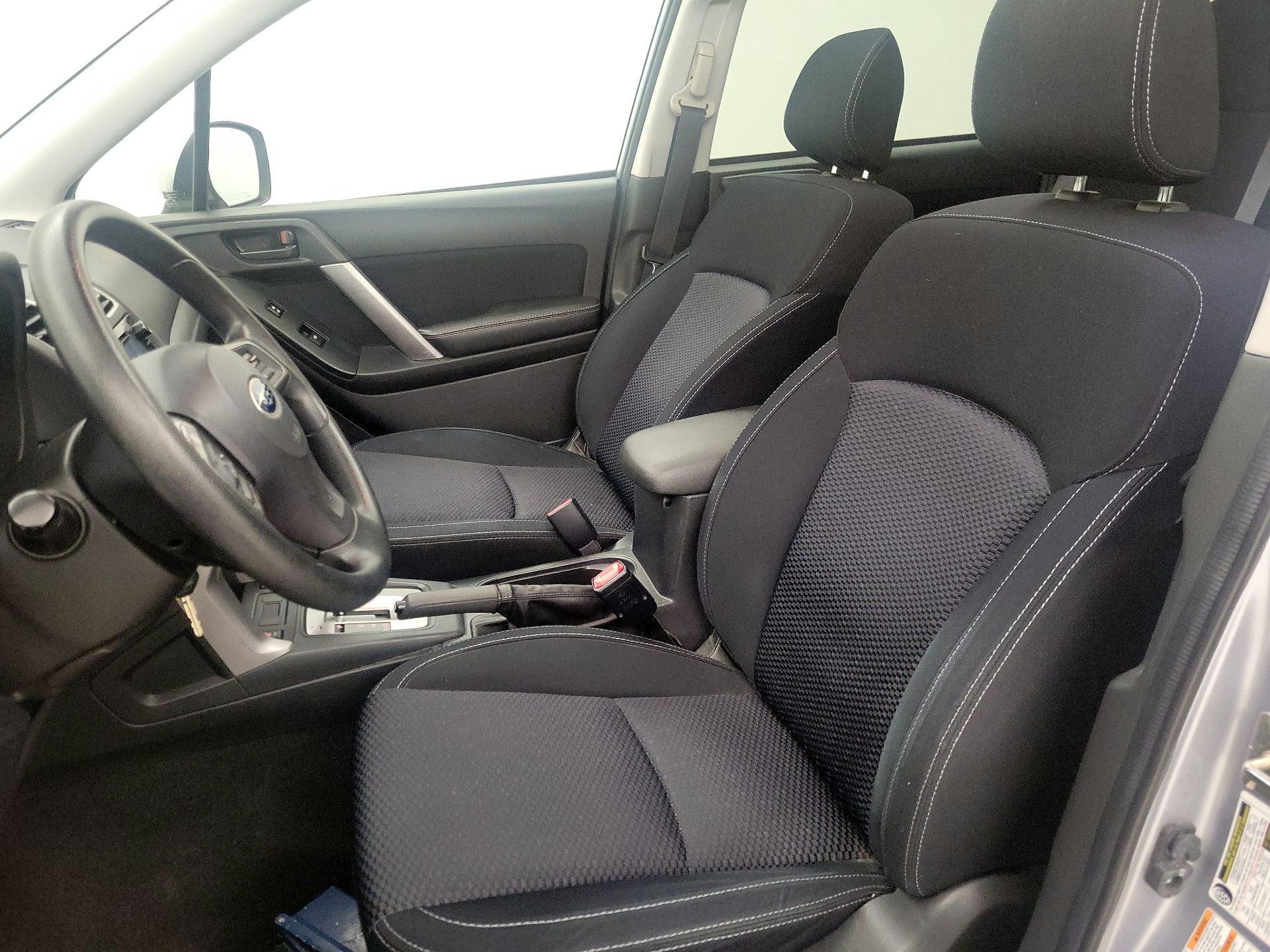 Thumbnail: 2016 Subaru Forester - 11