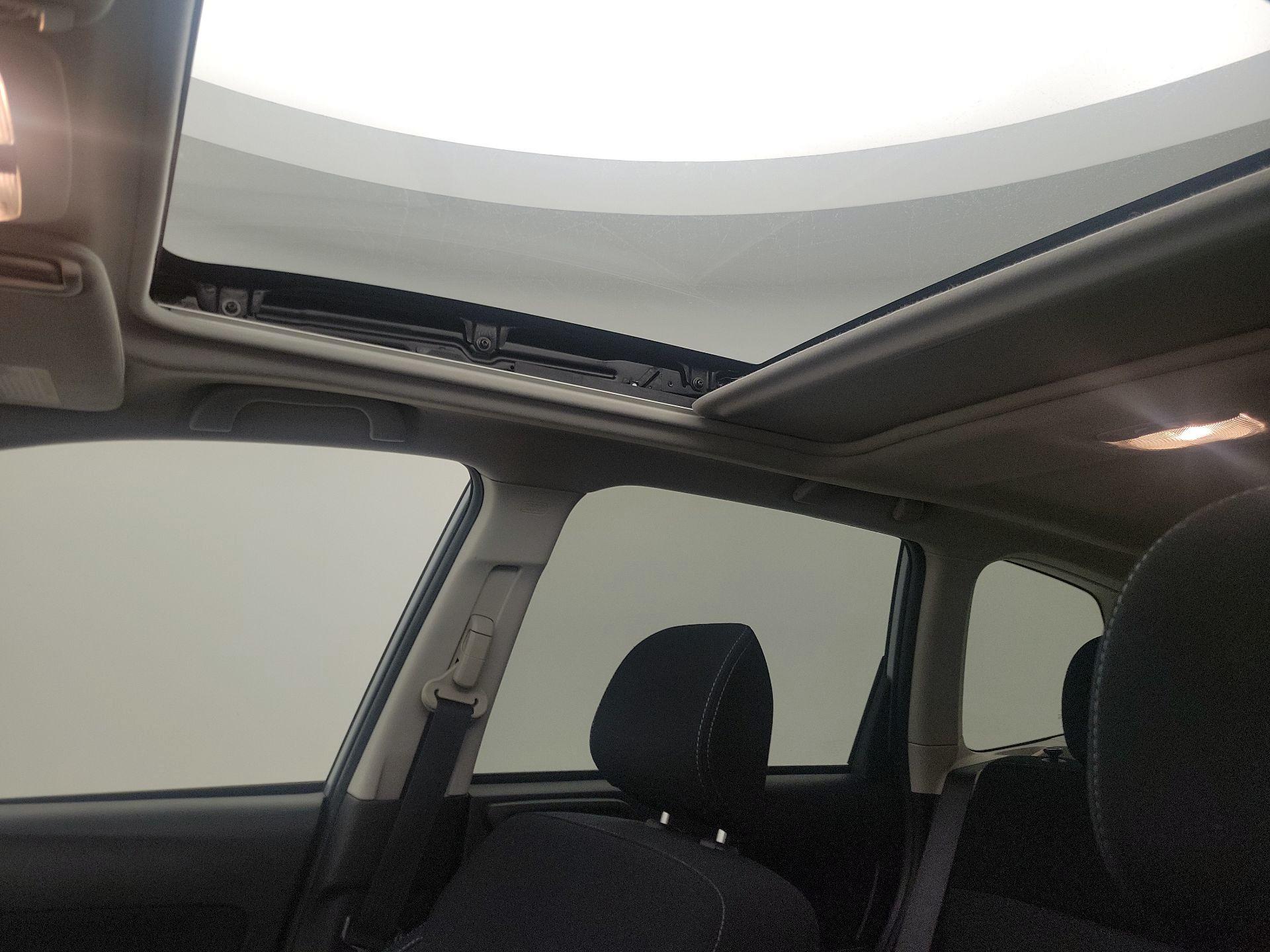 Thumbnail: 2016 Subaru Forester - 19