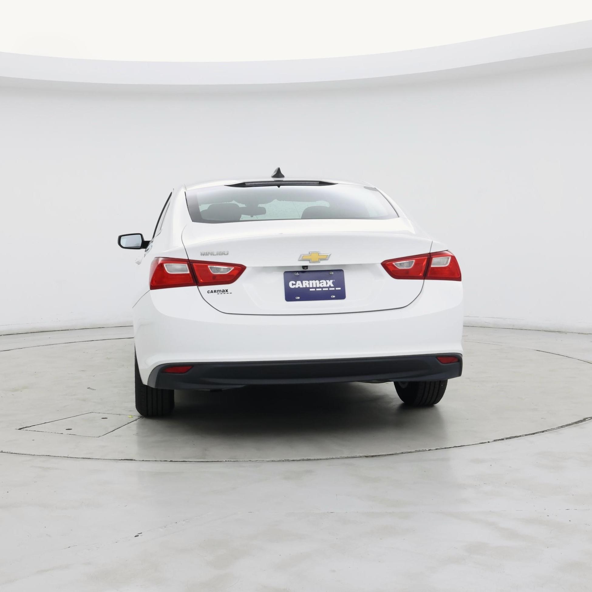 Thumbnail: 2018 Chevrolet Malibu - 6