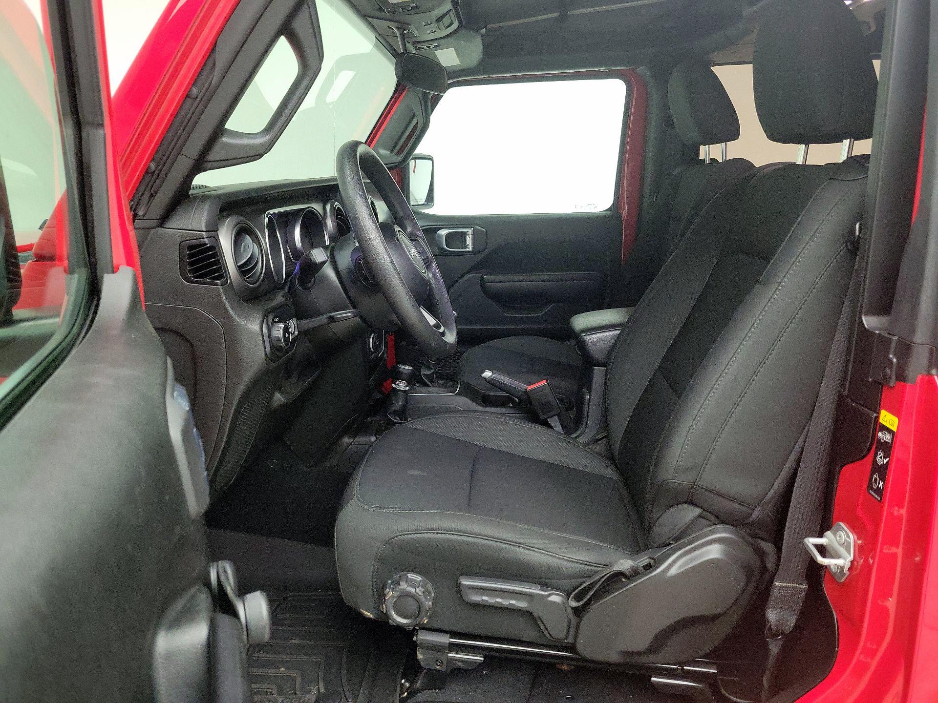 Thumbnail: 2021 Jeep Wrangler - 11