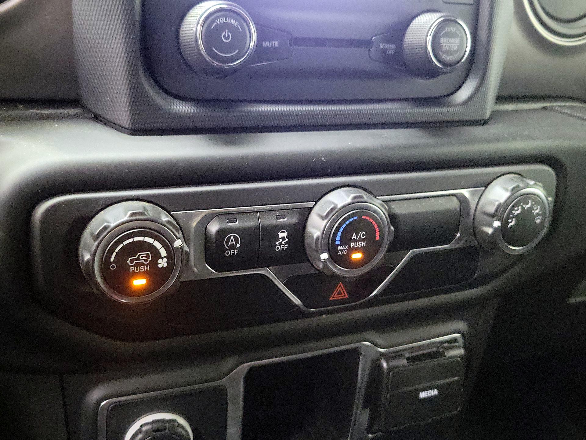 Thumbnail: 2021 Jeep Wrangler - 16