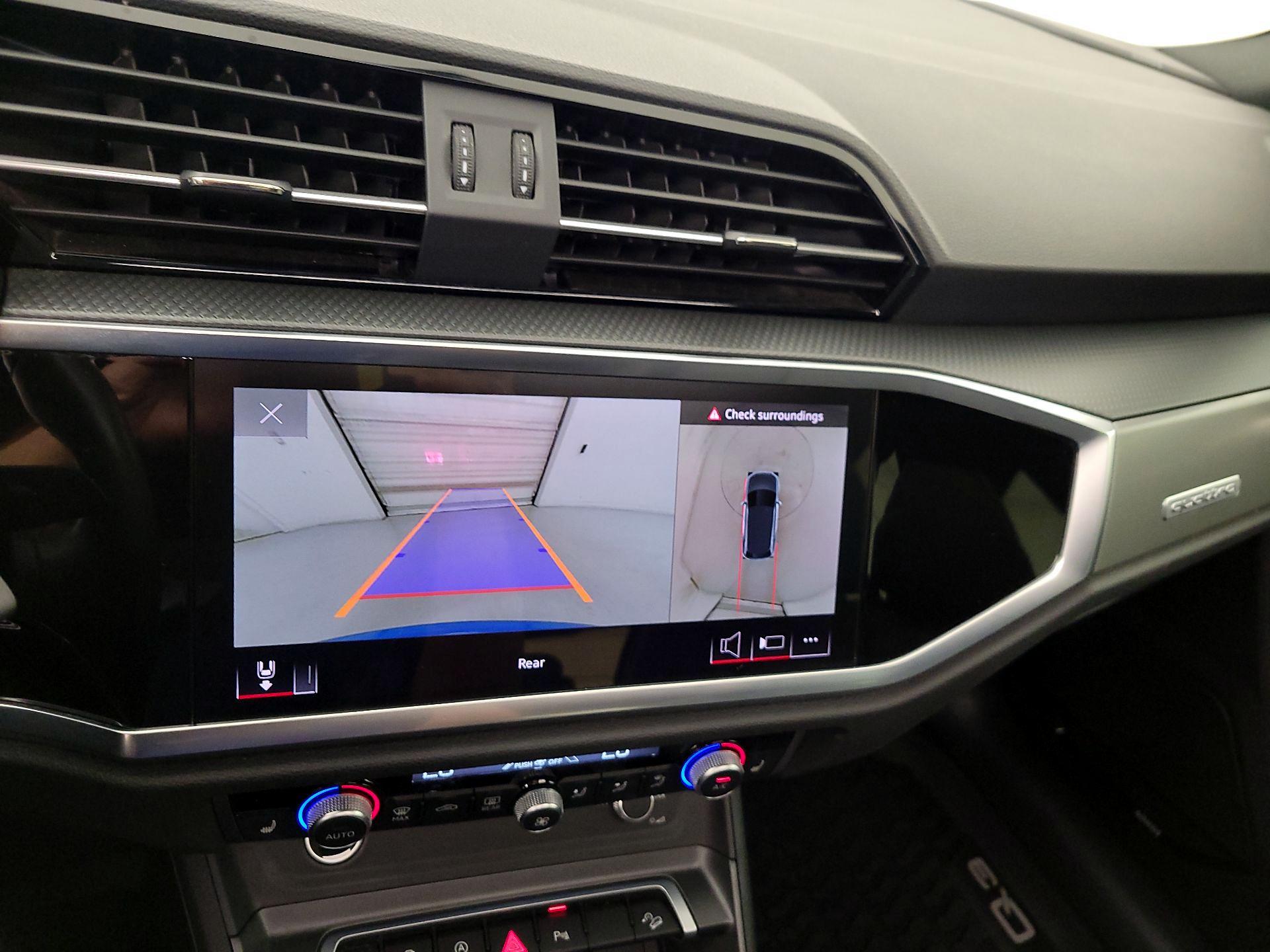 Thumbnail: 2023 Audi Q3 - 13