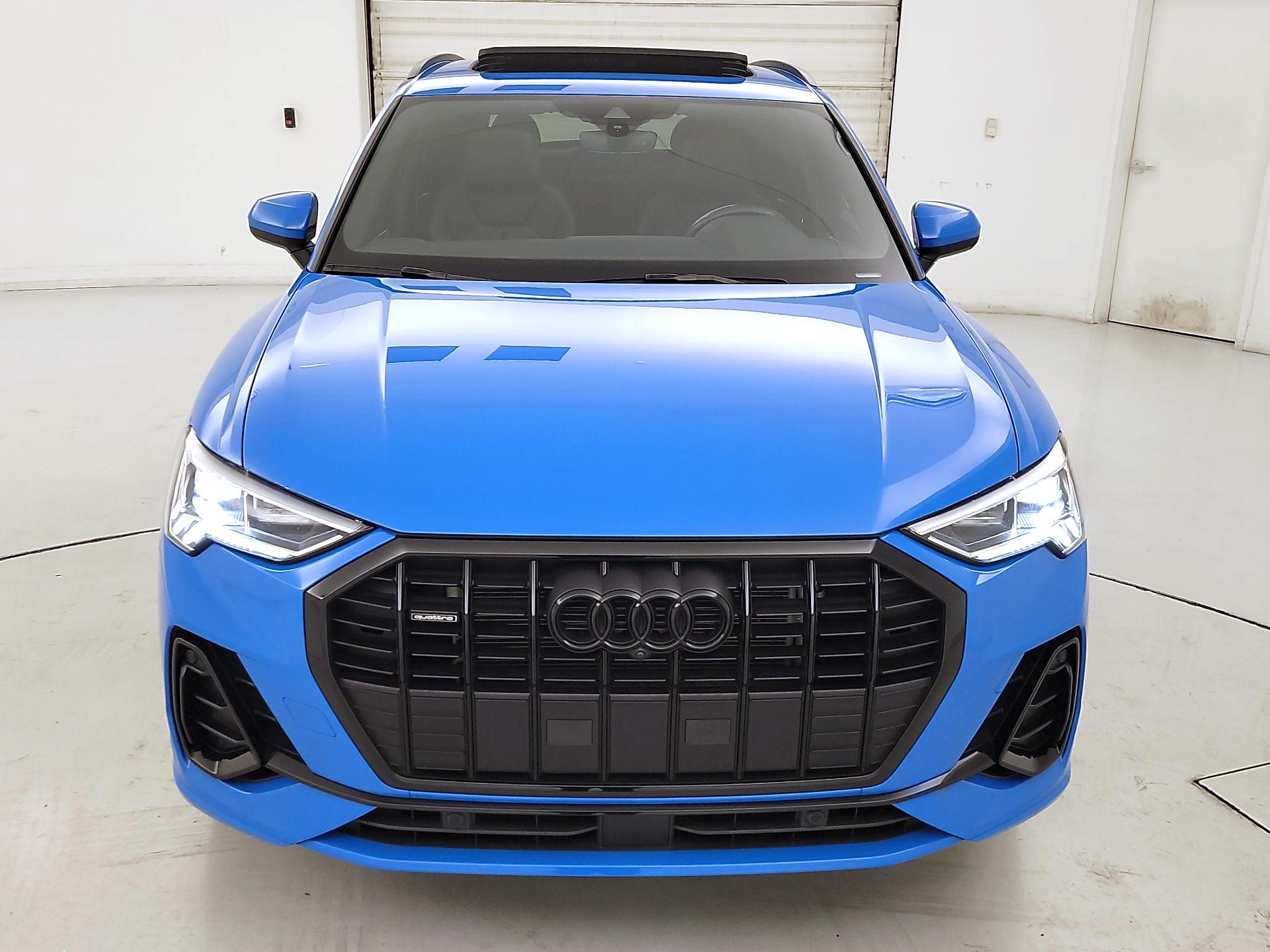 Thumbnail: 2023 Audi Q3 - 2