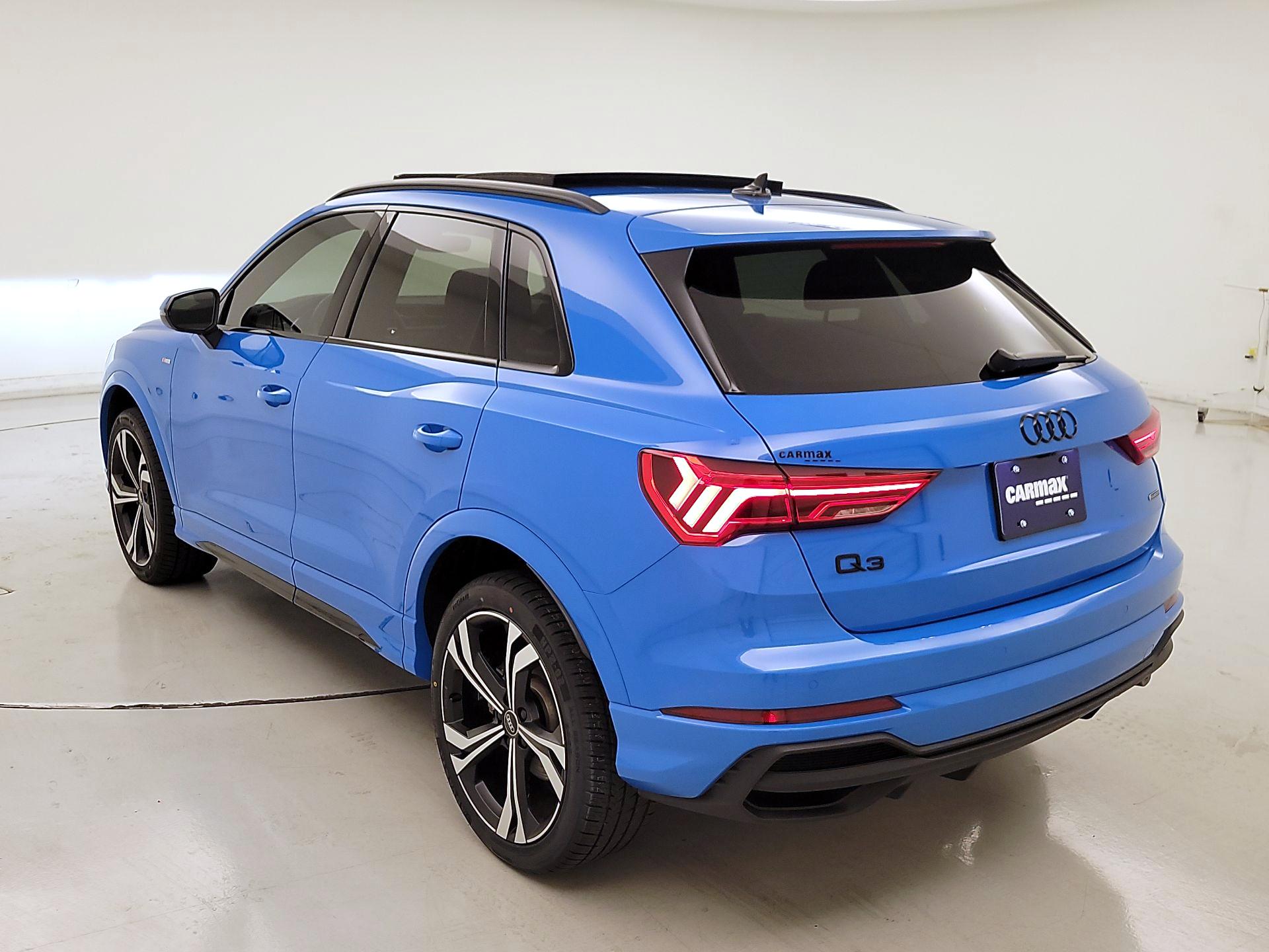 Thumbnail: 2023 Audi Q3 - 7