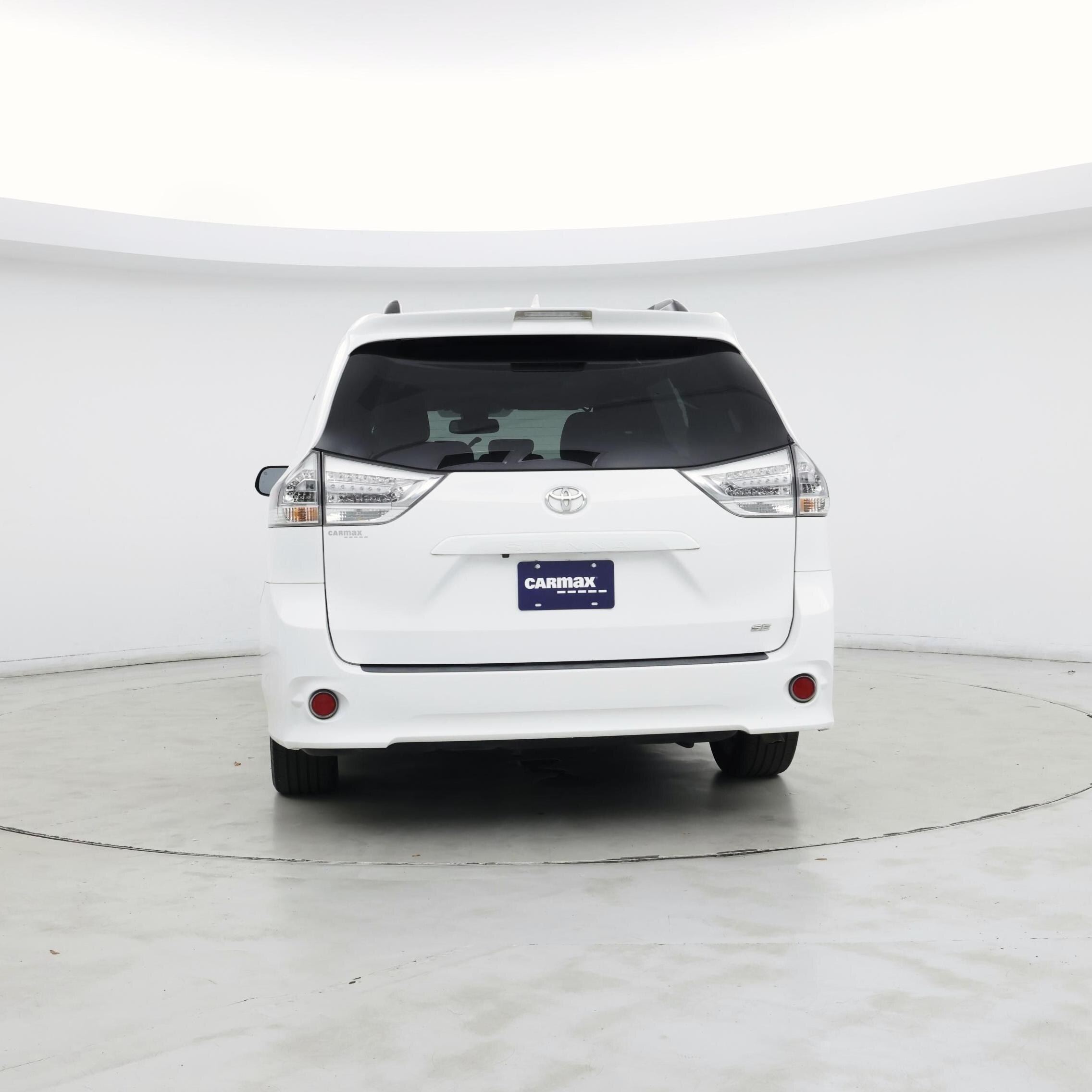 Thumbnail: 2018 Toyota Sienna - 6