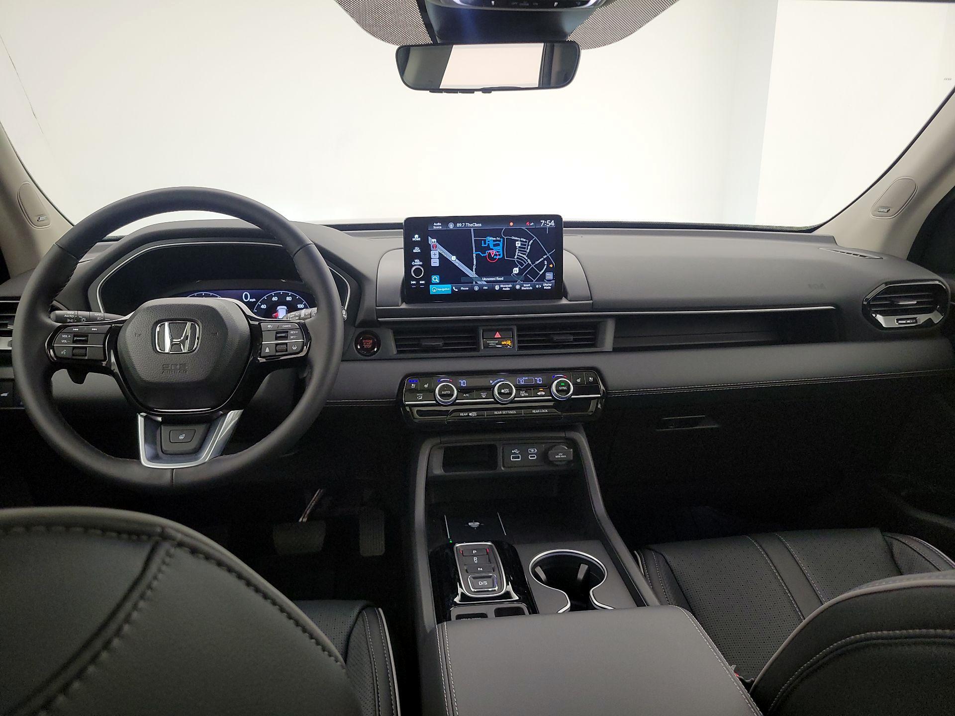 Thumbnail: 2024 Honda Pilot - 9
