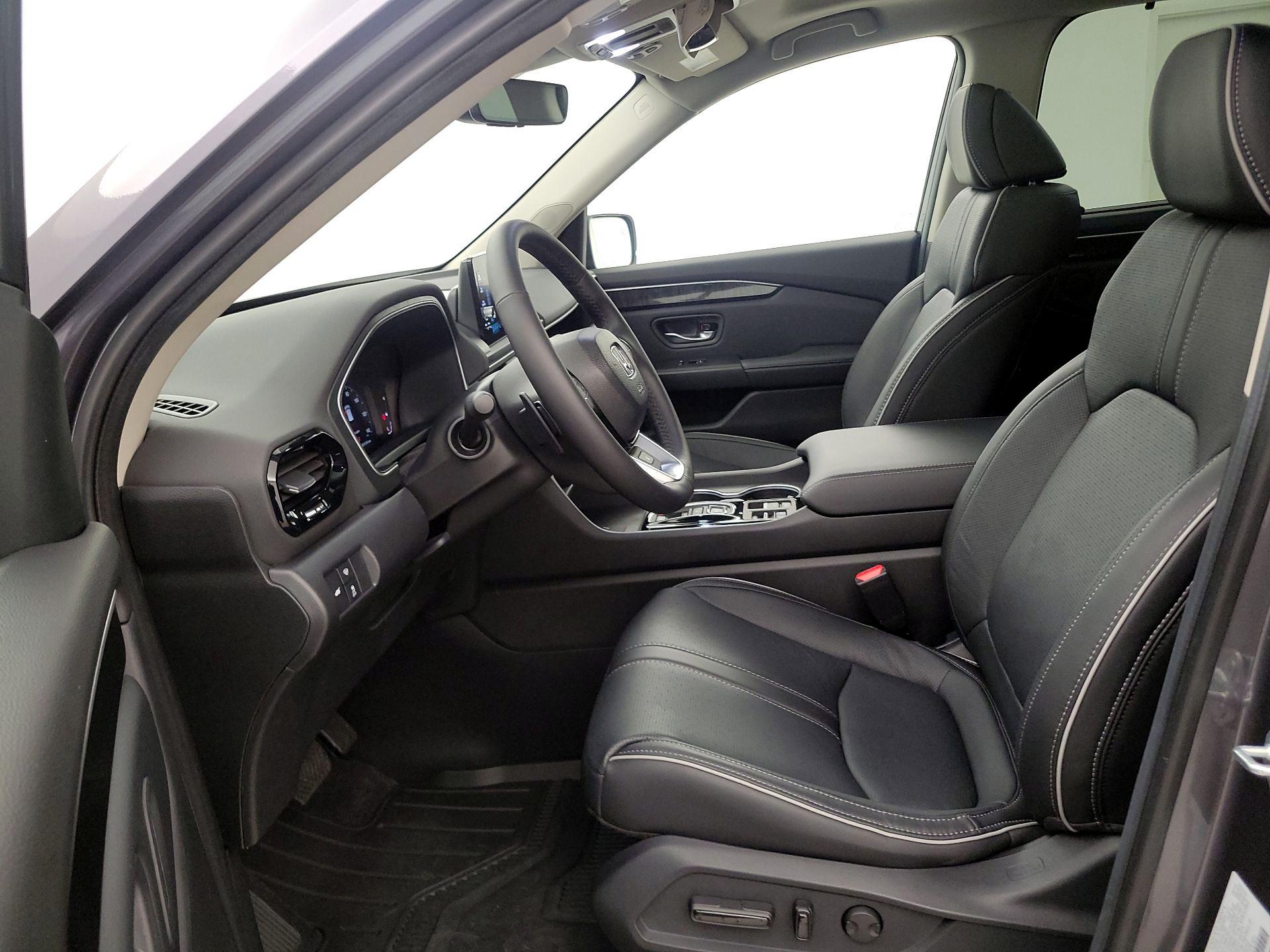 Thumbnail: 2024 Honda Pilot - 11
