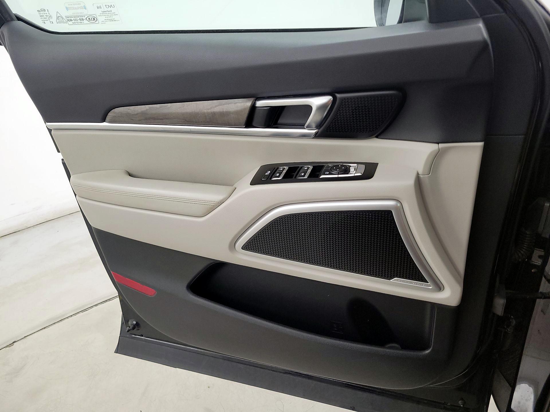 Thumbnail: 2020 Kia Telluride - 12