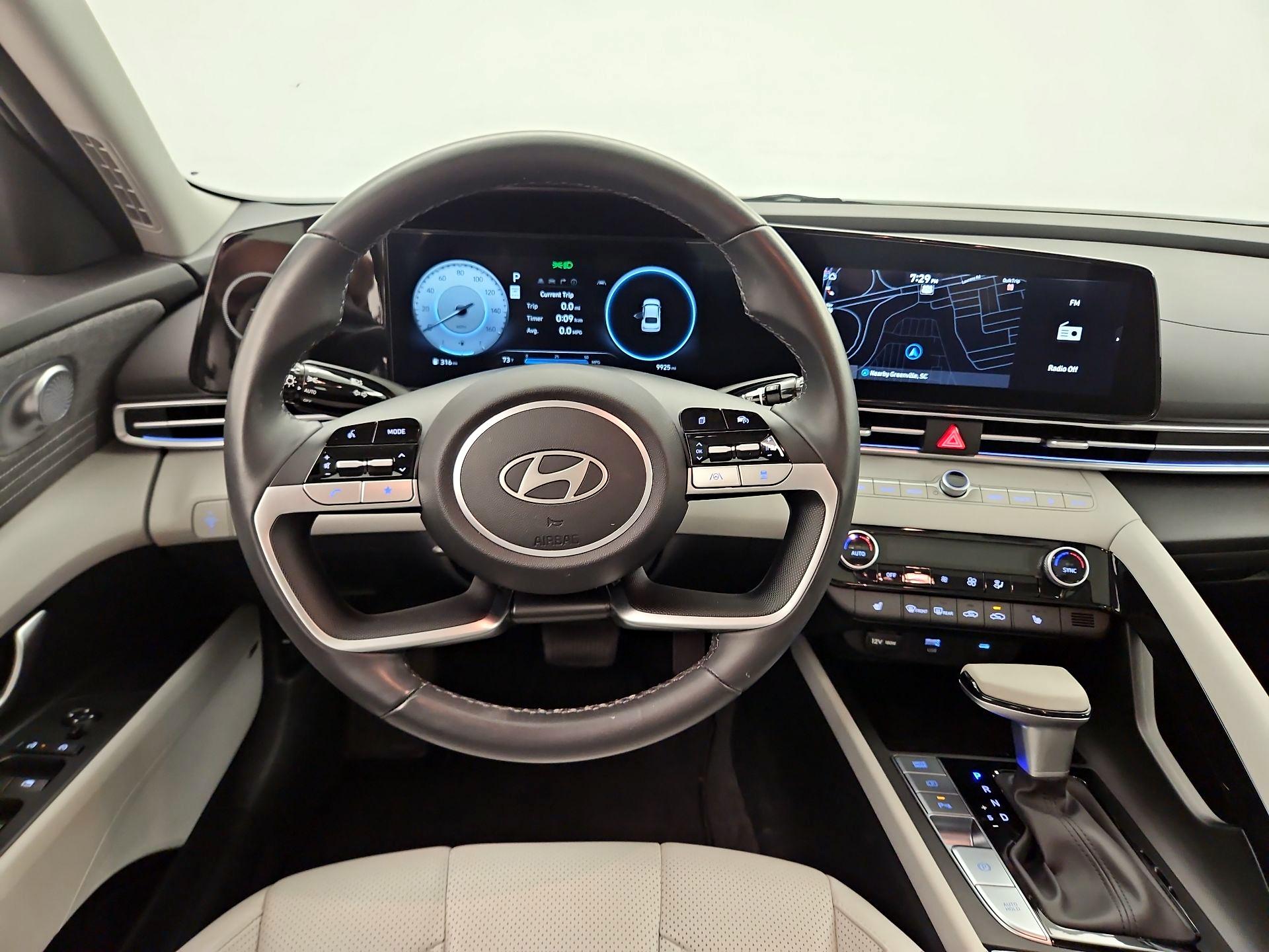 Thumbnail: 2024 Hyundai Elantra - 10