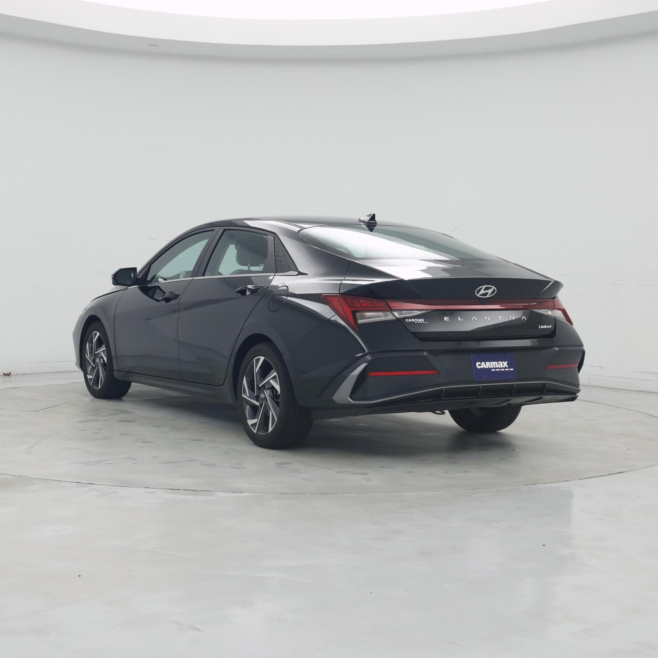 Thumbnail: 2024 Hyundai Elantra - 2