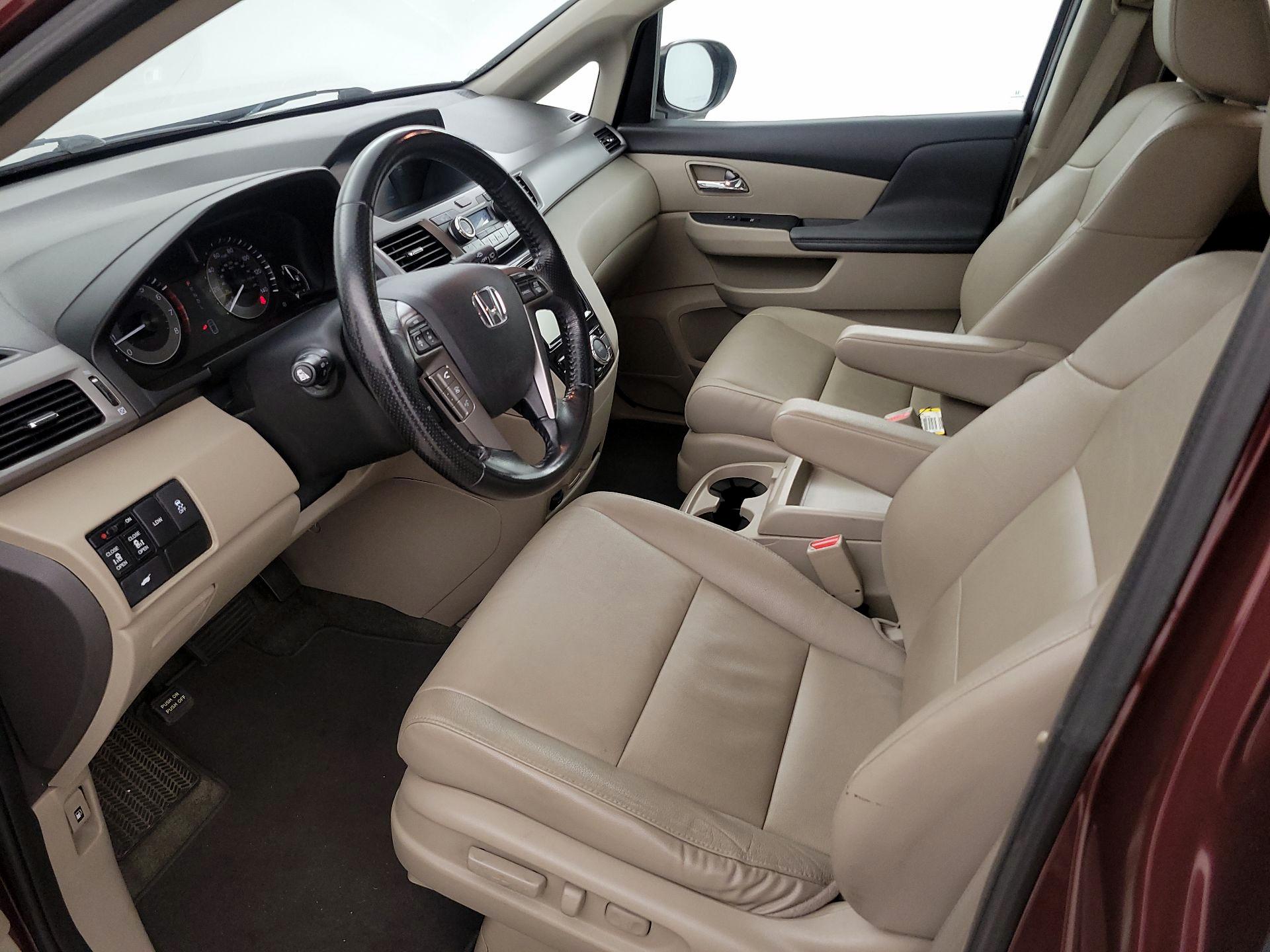 Thumbnail: 2016 Honda Odyssey - 11