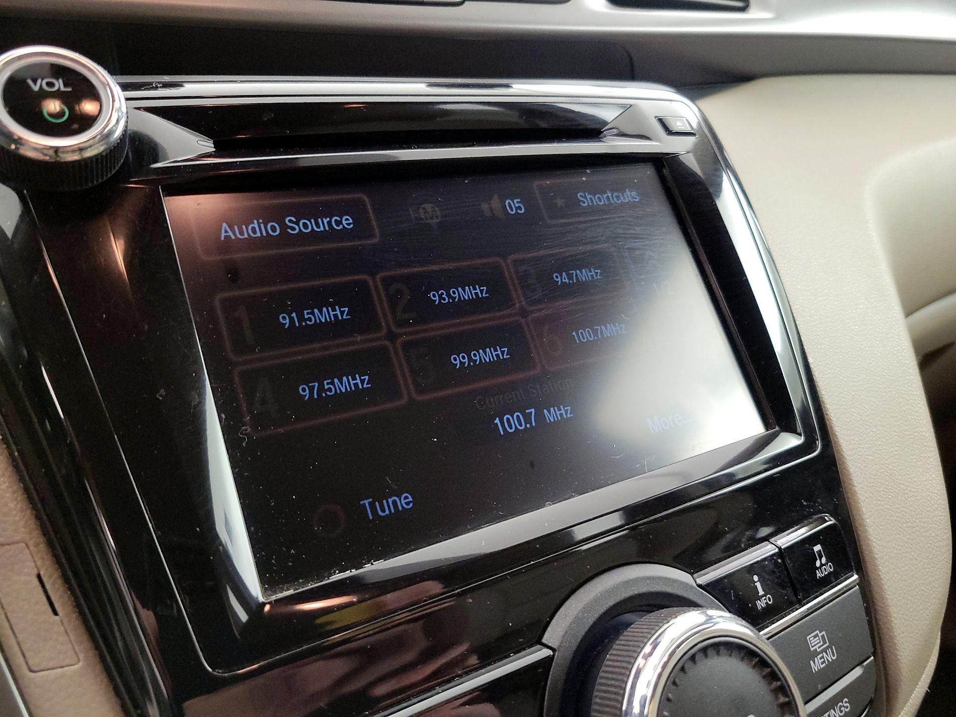 Thumbnail: 2016 Honda Odyssey - 15