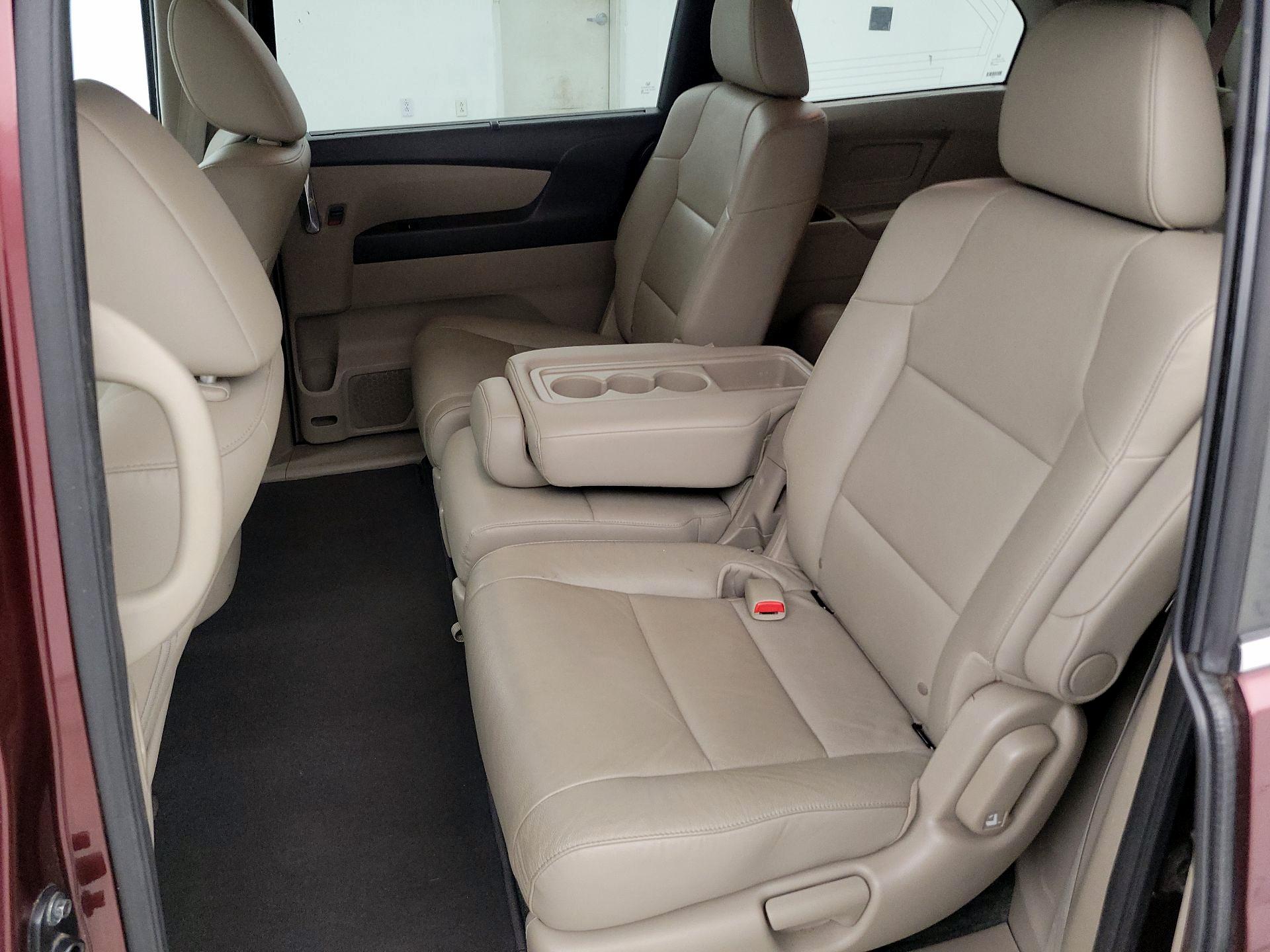 Thumbnail: 2016 Honda Odyssey - 20