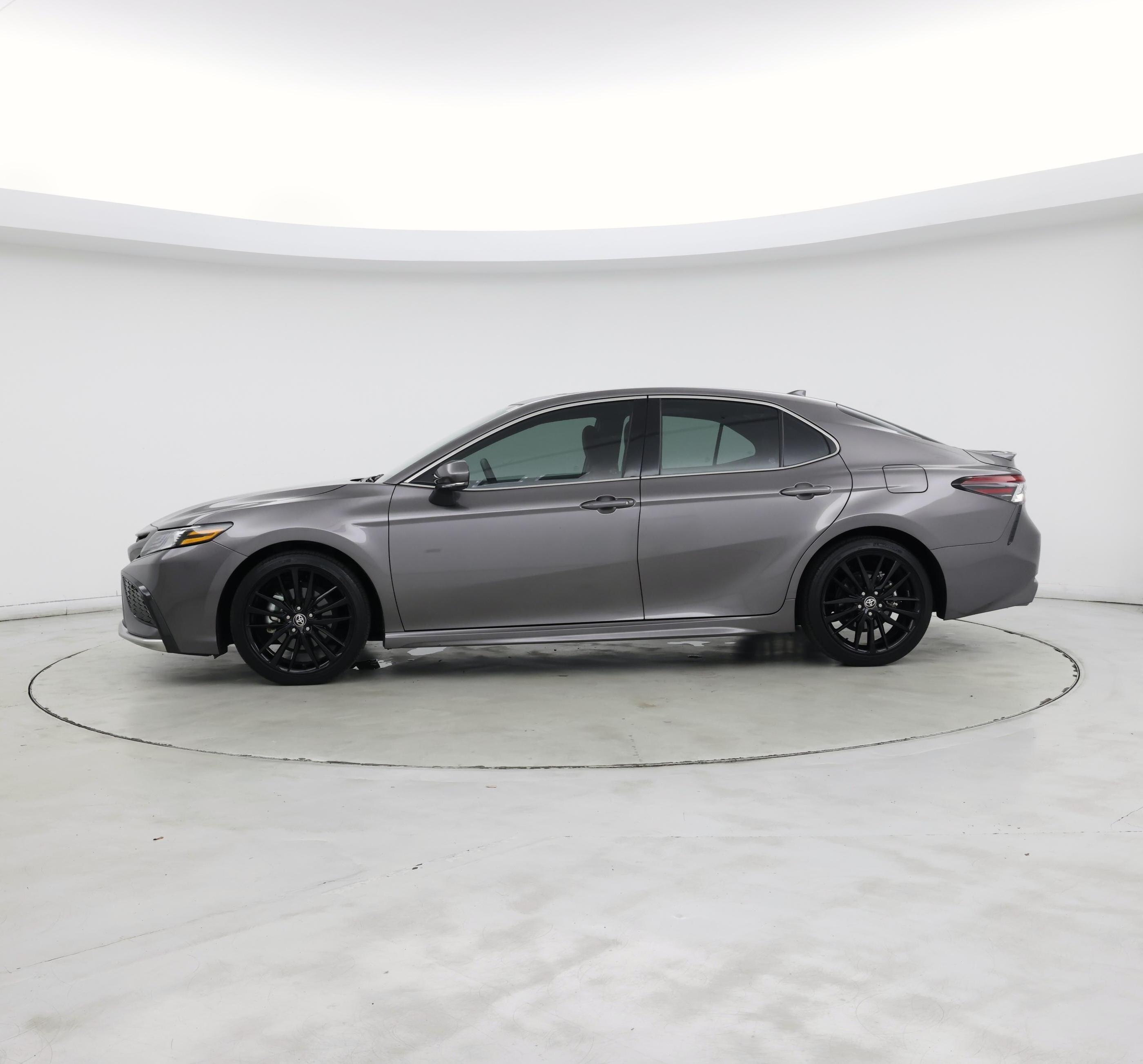 Thumbnail: 2024 Toyota Camry - 3