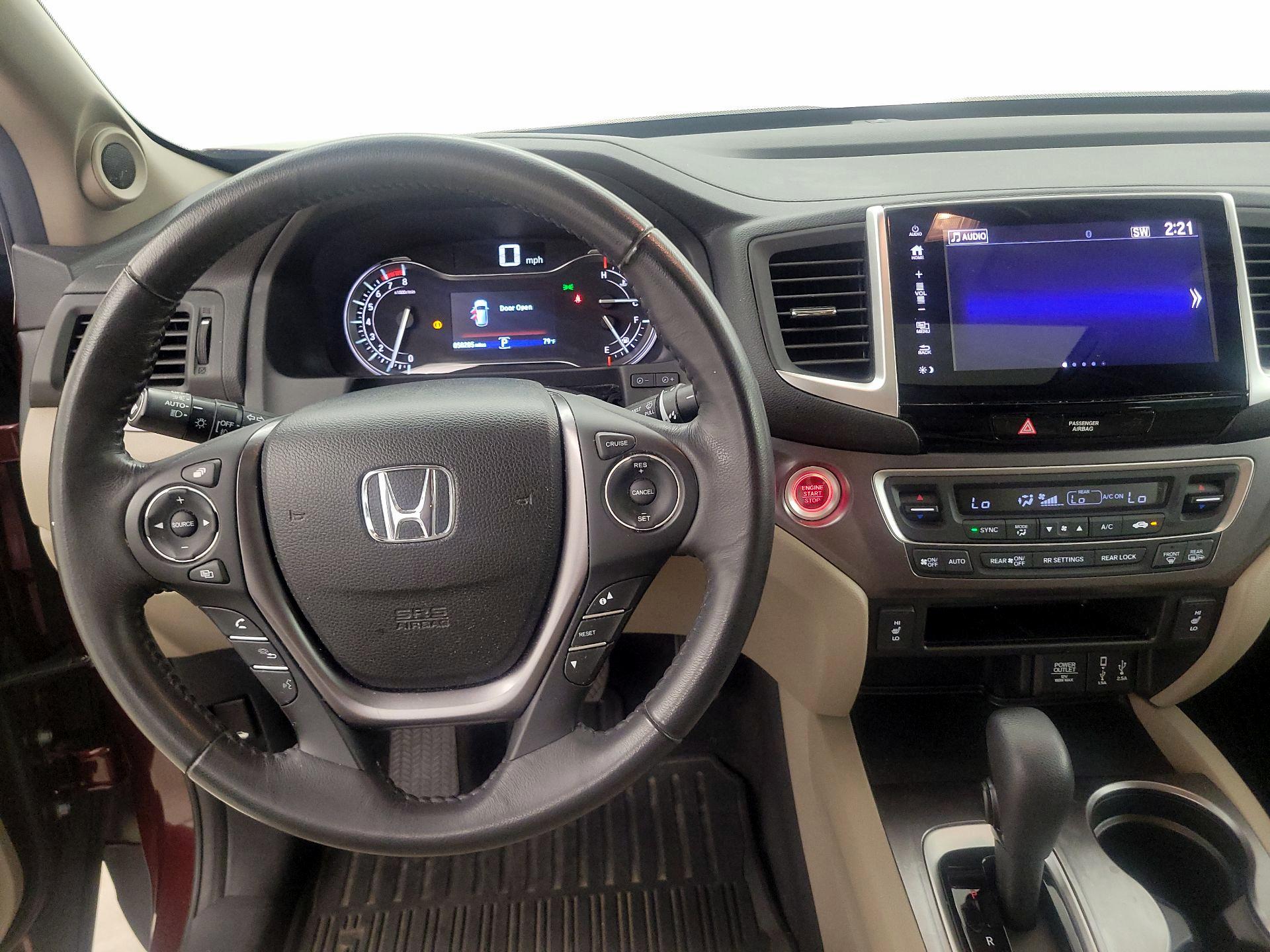 Thumbnail: 2018 Honda Pilot - 9