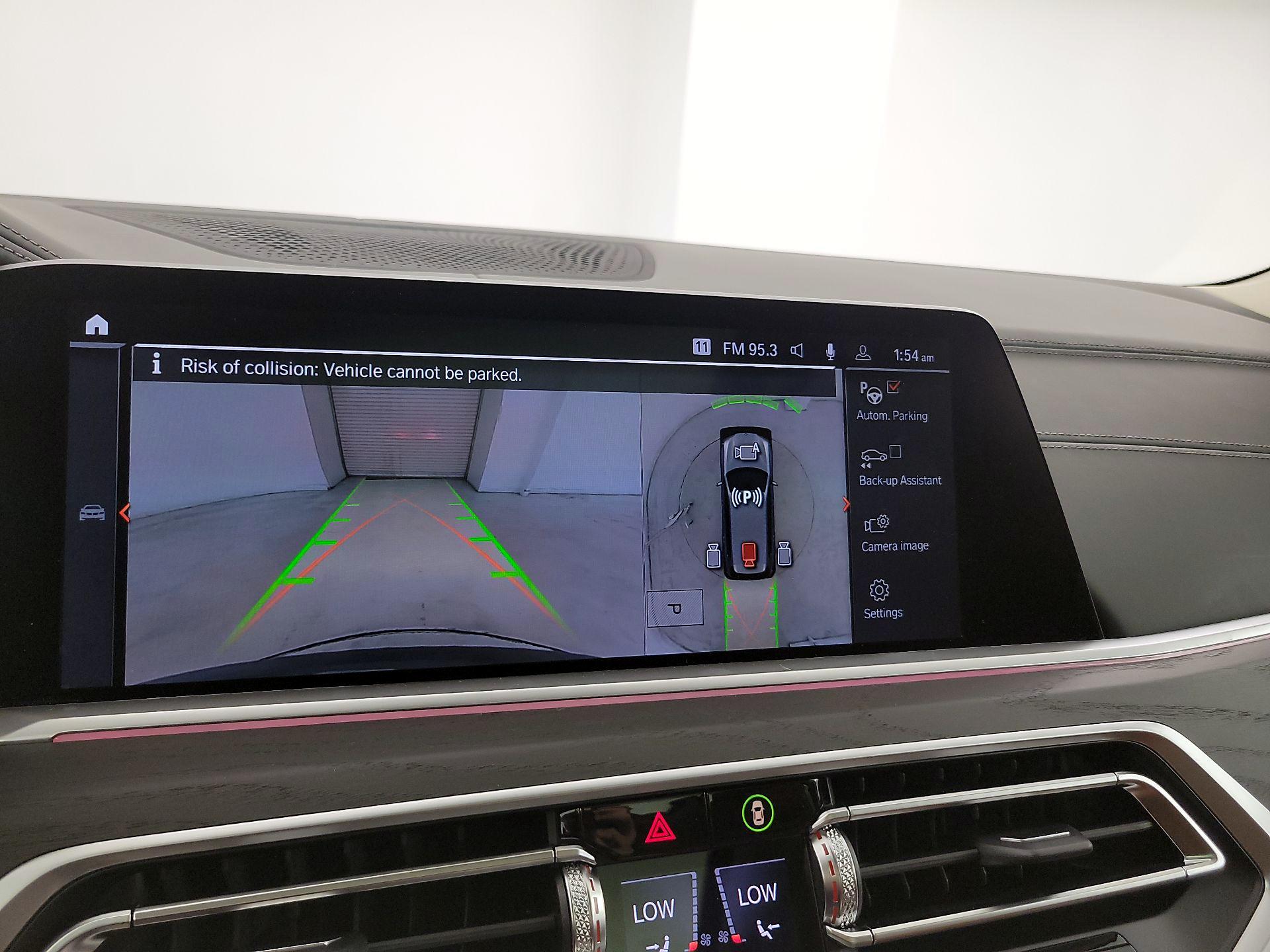 Thumbnail: 2022 BMW X7 - 15