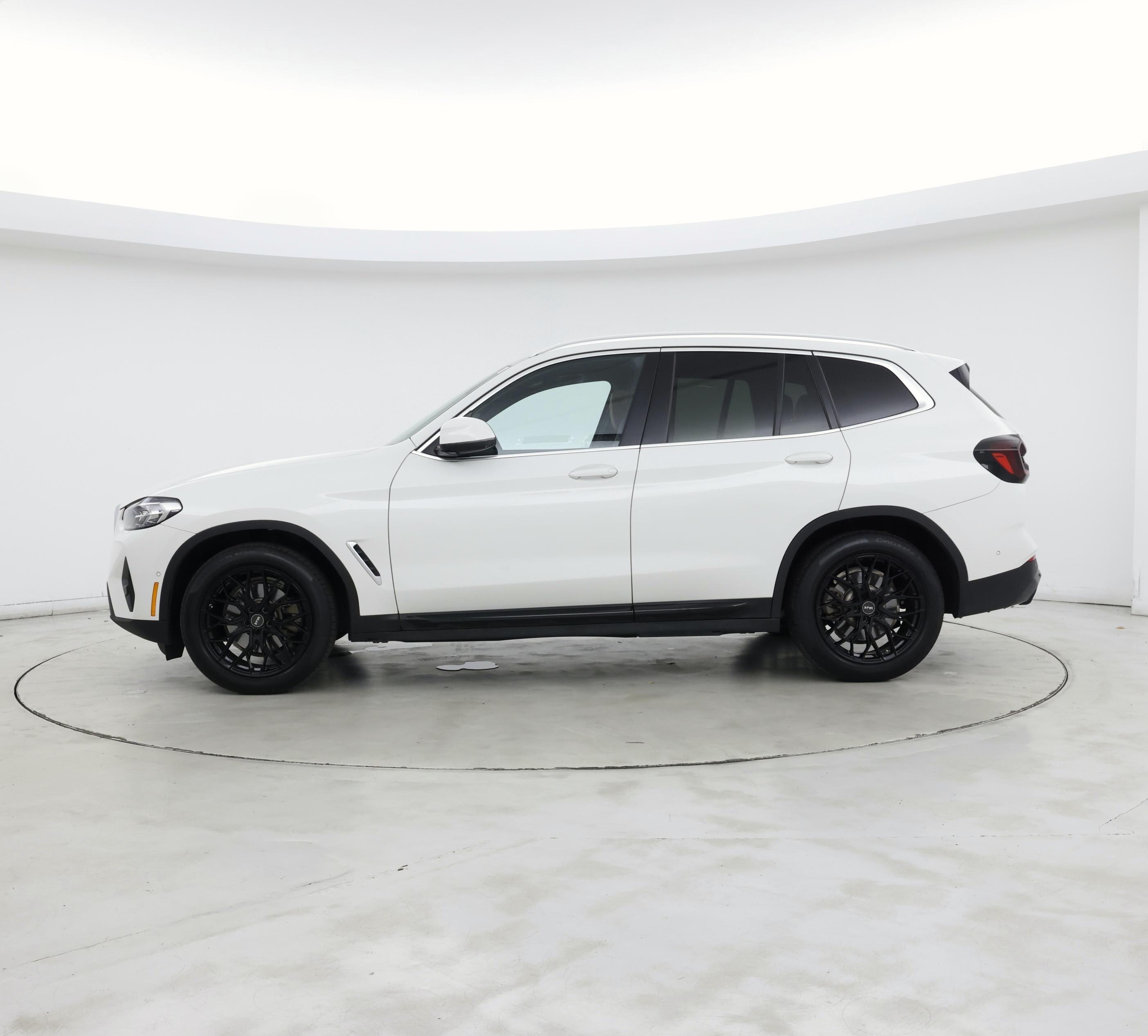 Thumbnail: 2024 BMW X3 - 3