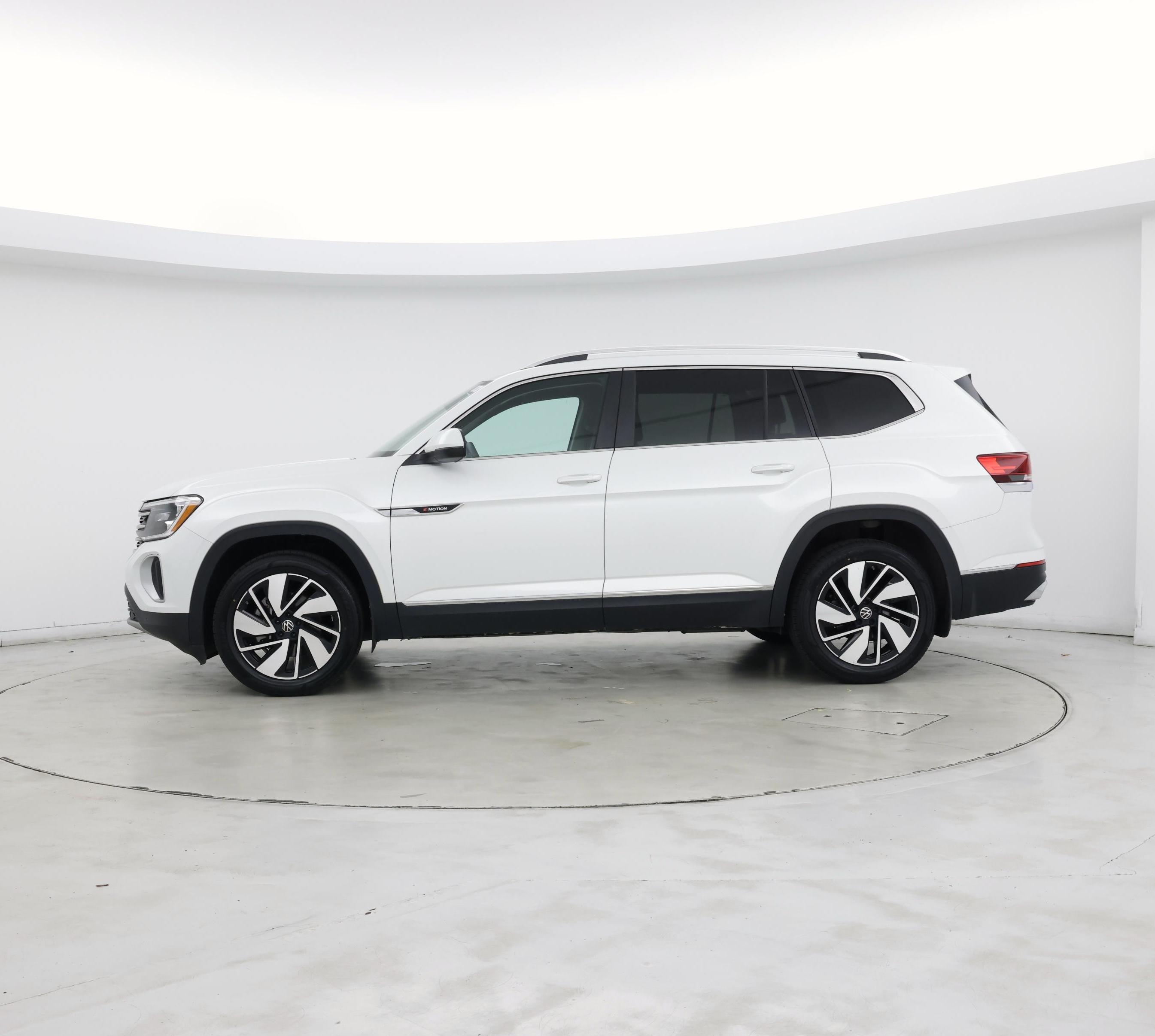 Thumbnail: 2024 Volkswagen Atlas - 3