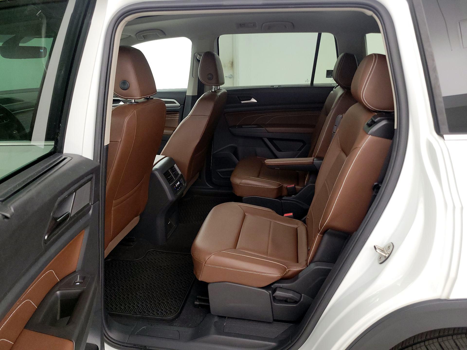 Thumbnail: 2022 Volkswagen Atlas - 18